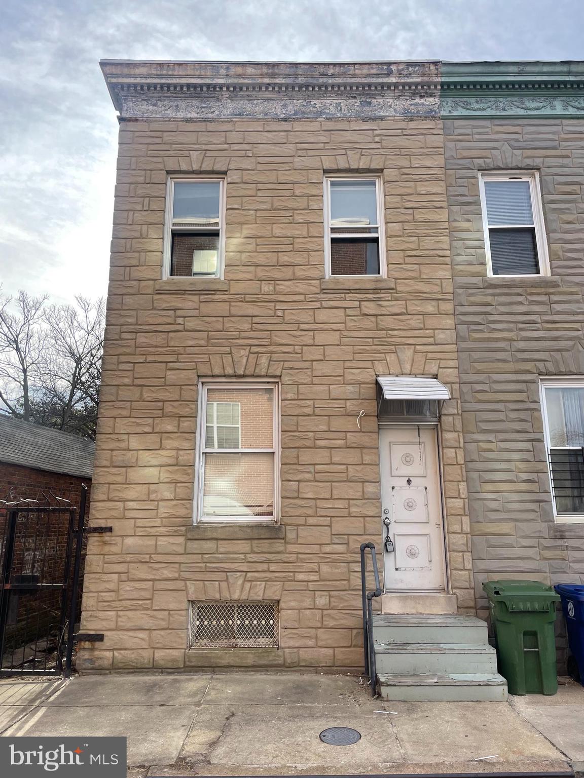 MILL HILL - Residential