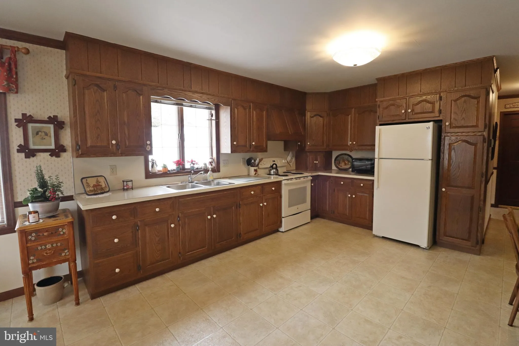 Lititz, Pennsylvania 17543, United States, 4 Bedrooms Bedrooms, ,2 BathroomsBathrooms,Residential,Pending,5152