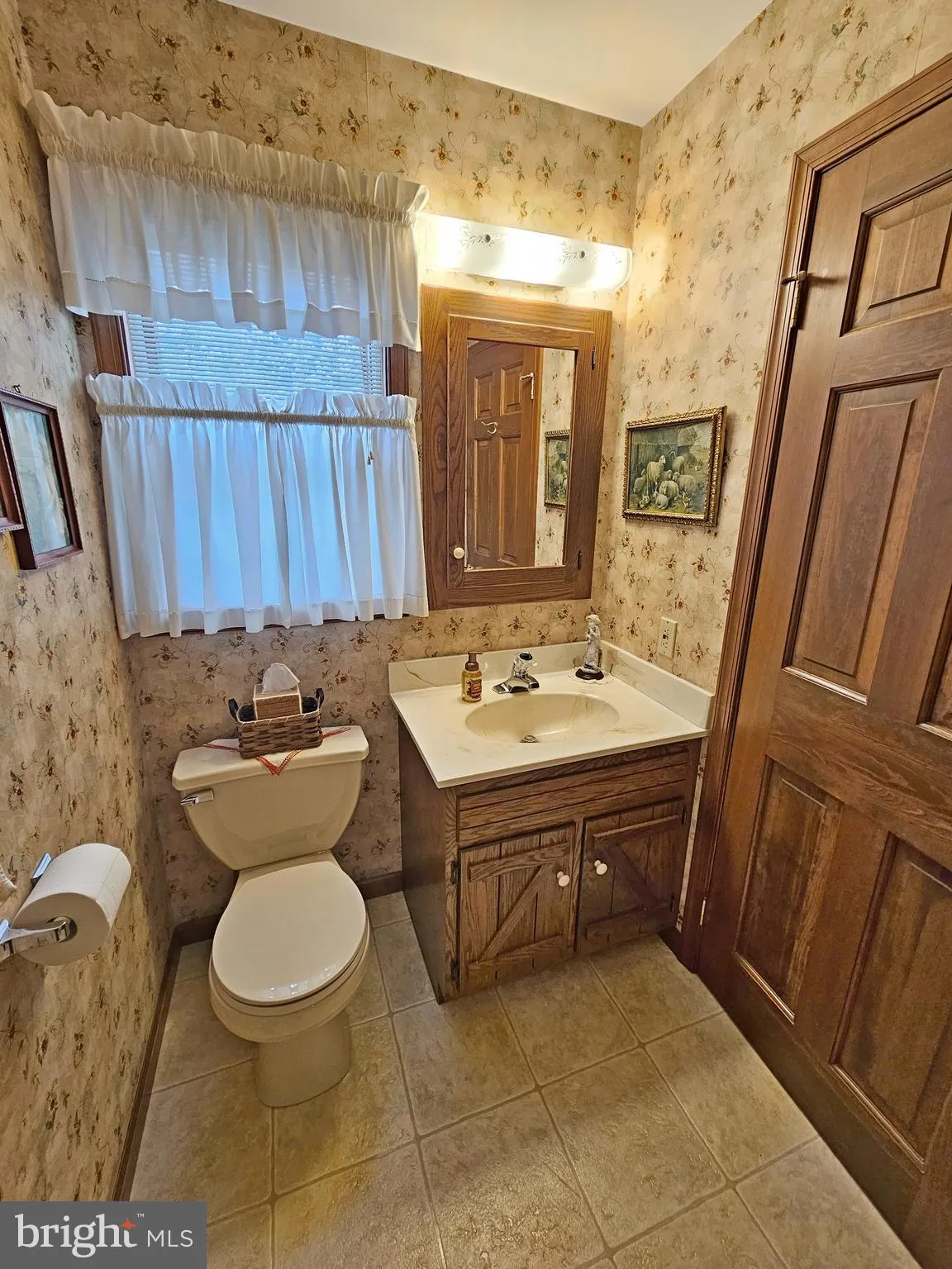 Lititz, Pennsylvania 17543, United States, 4 Bedrooms Bedrooms, ,2 BathroomsBathrooms,Residential,Pending,5152