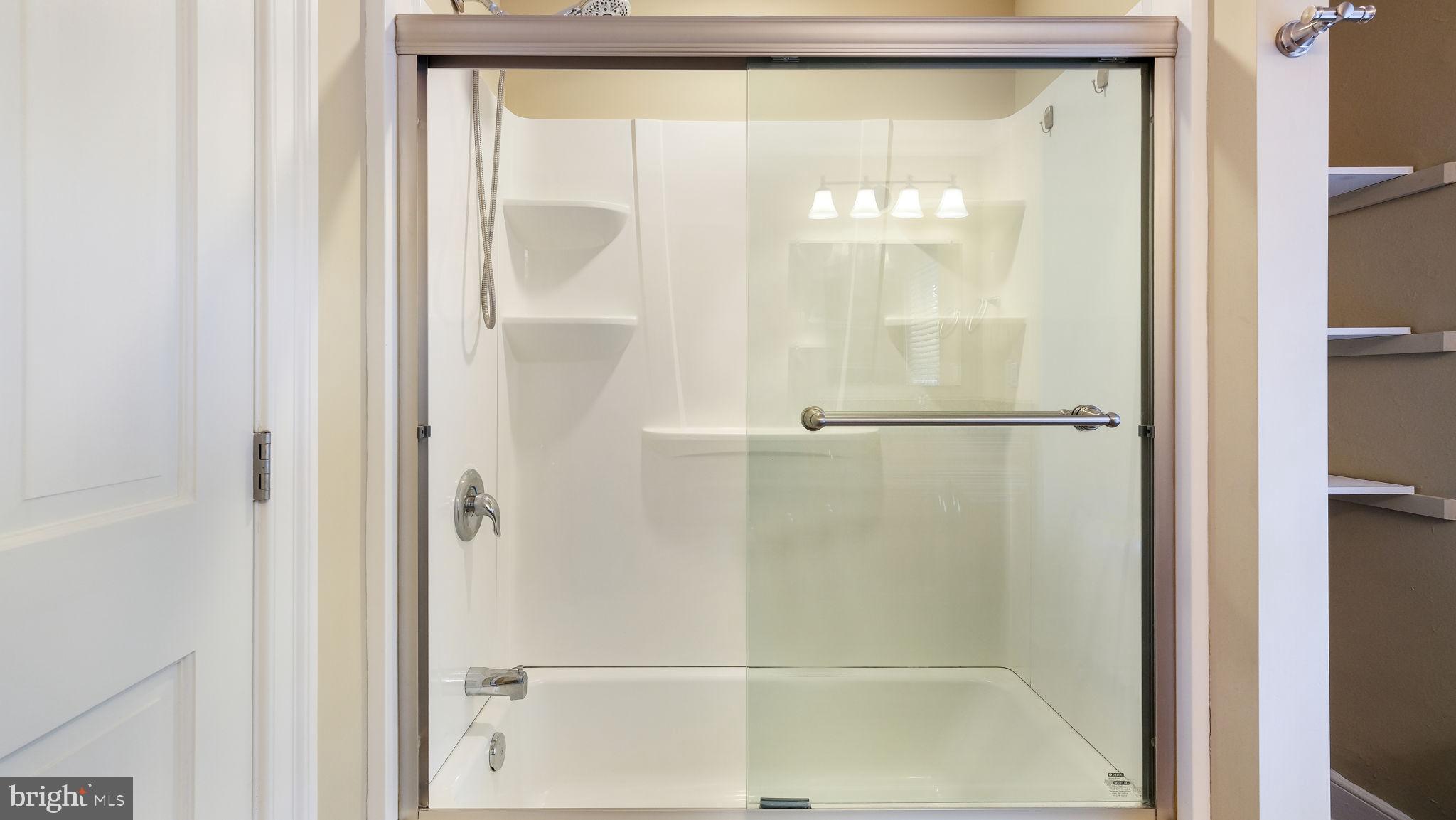 DOYLESTOWN BORO - Residential Lease