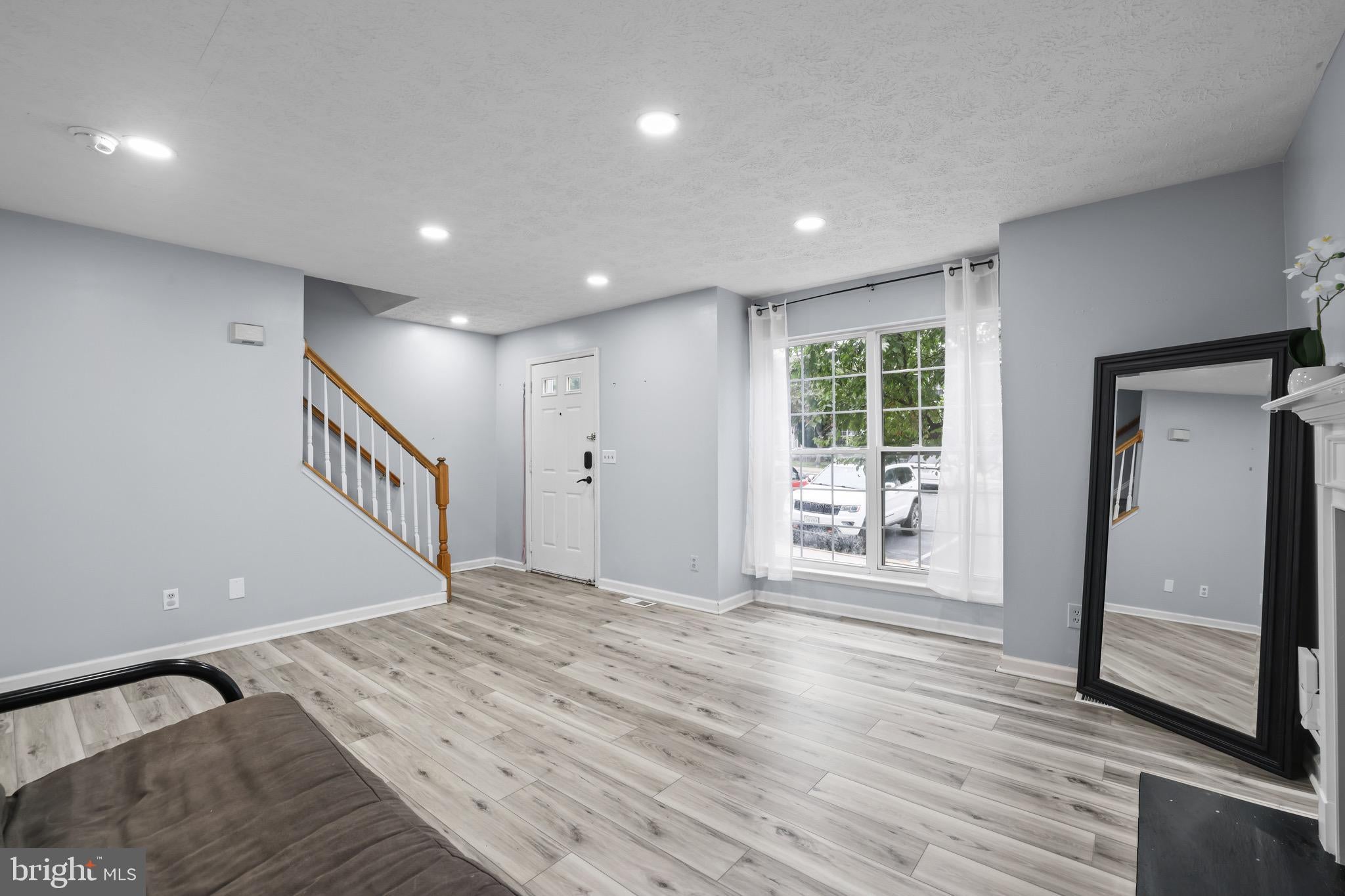 315 COPPERFIELD LANE
