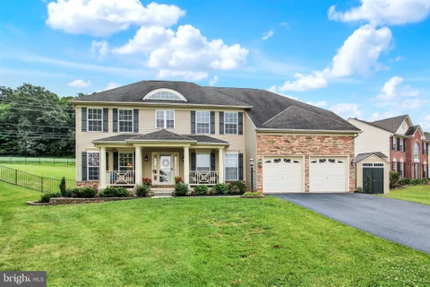 MLS: PAYK2105288