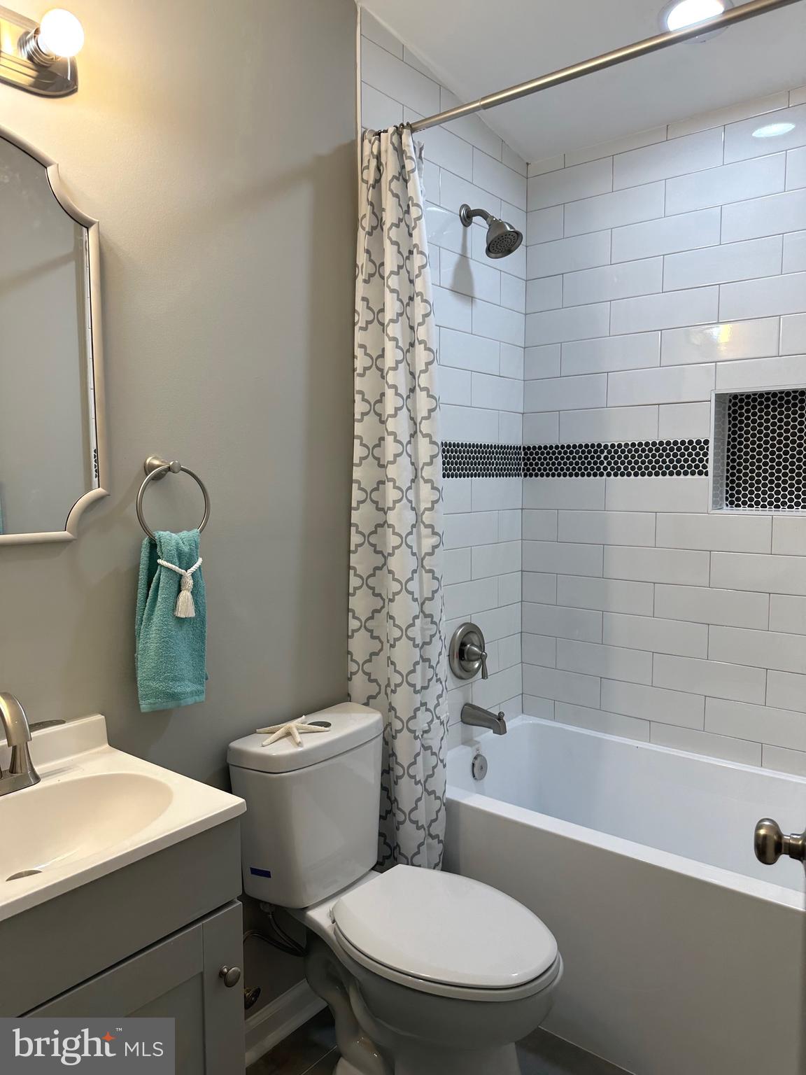 LAKE OF THE WOODS - Residential