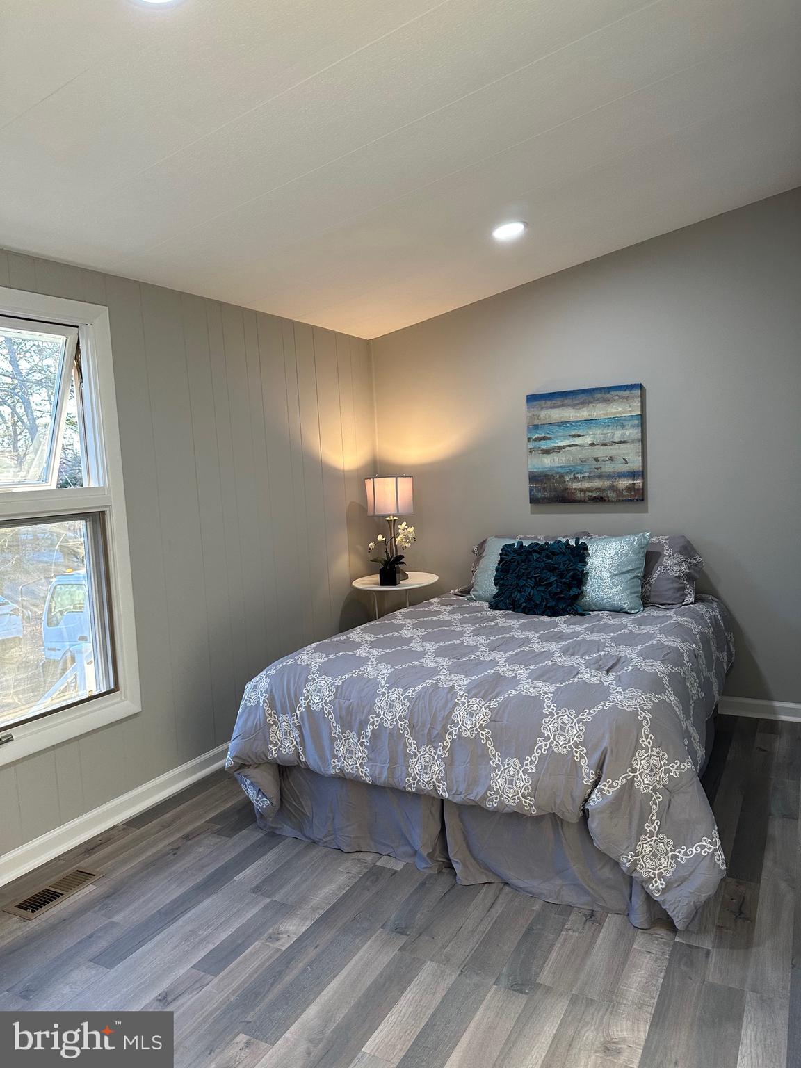 LAKE OF THE WOODS - Residential