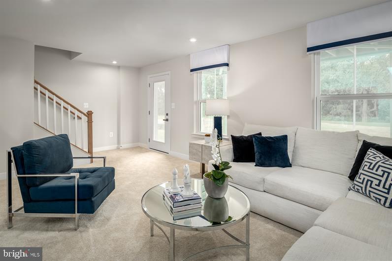 WELLINGTON FARMS - Residential