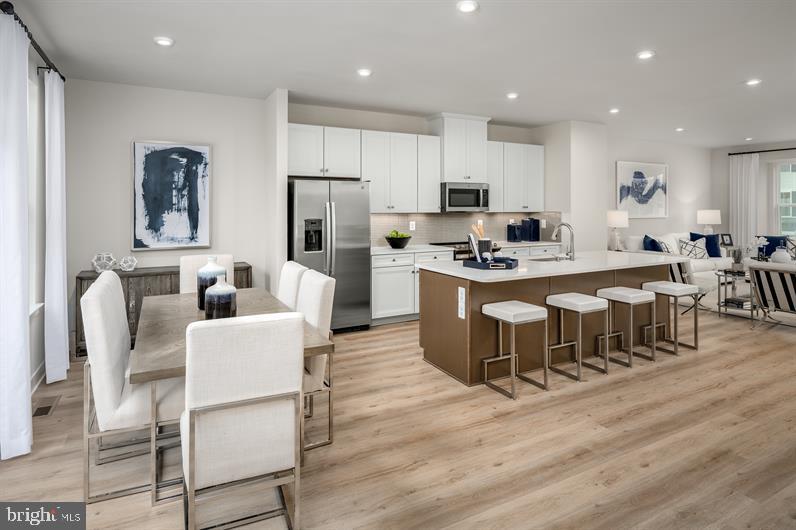 WELLINGTON FARMS - Residential