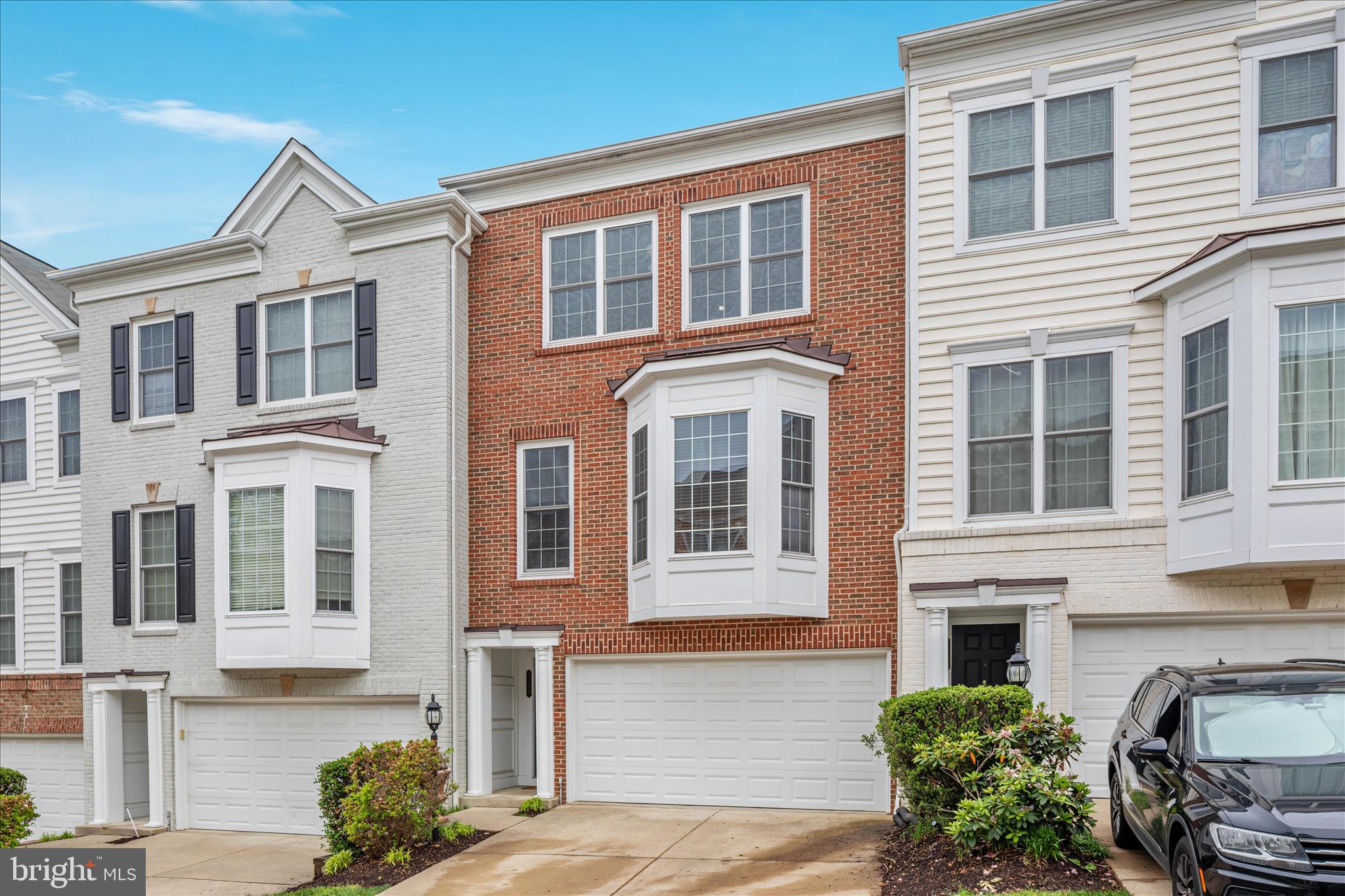 POTOMAC CLUB CONDOMINIUMS - Residential