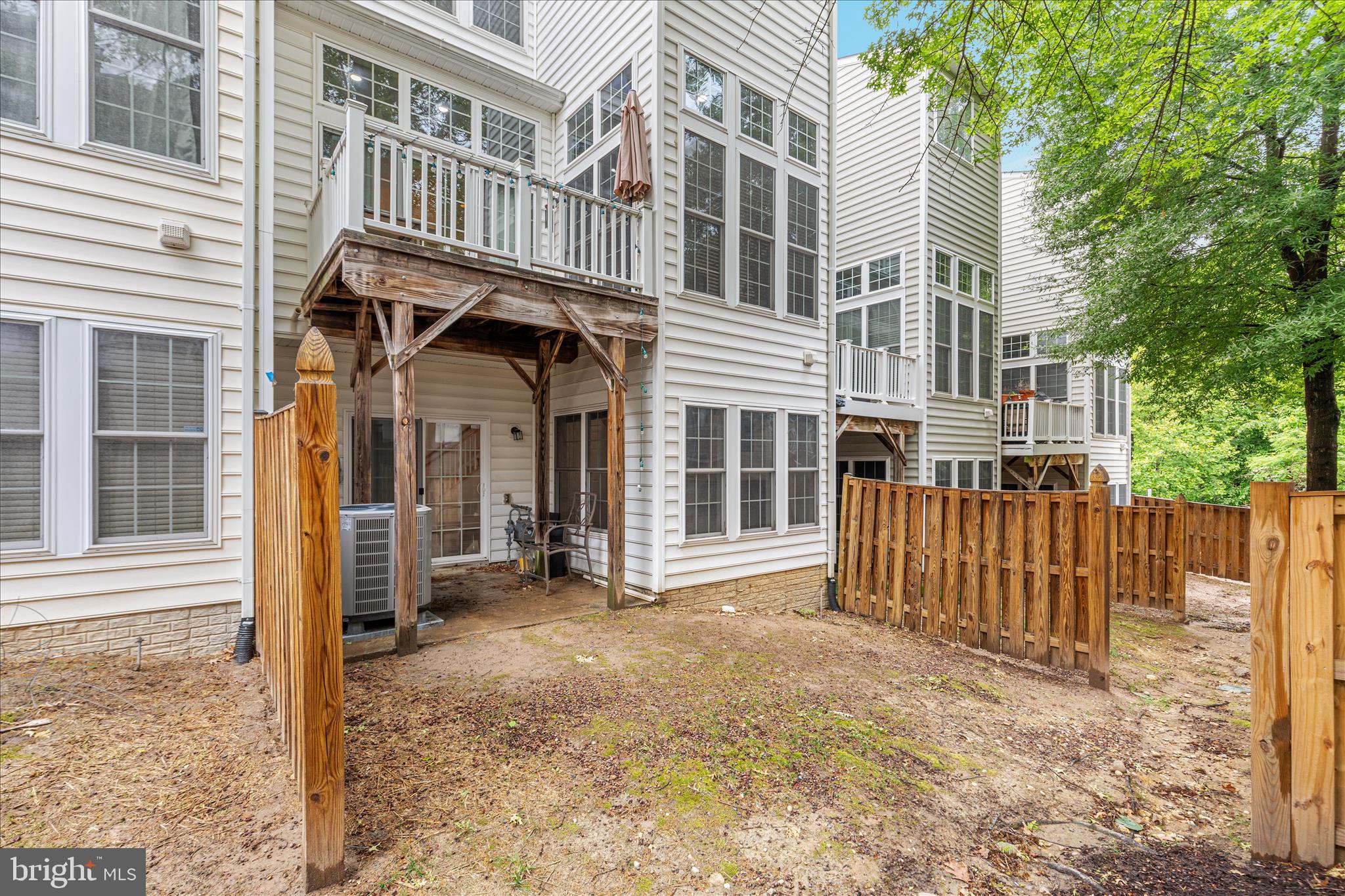 POTOMAC CLUB CONDOMINIUMS - Residential