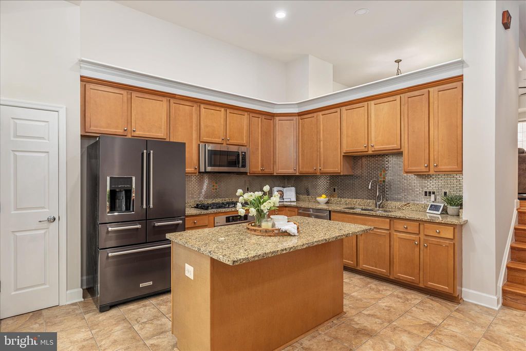 Photo of 2158 Oberlin Drive, WOODBRIDGE, VA 22191 (MLS # VAPW2118514)