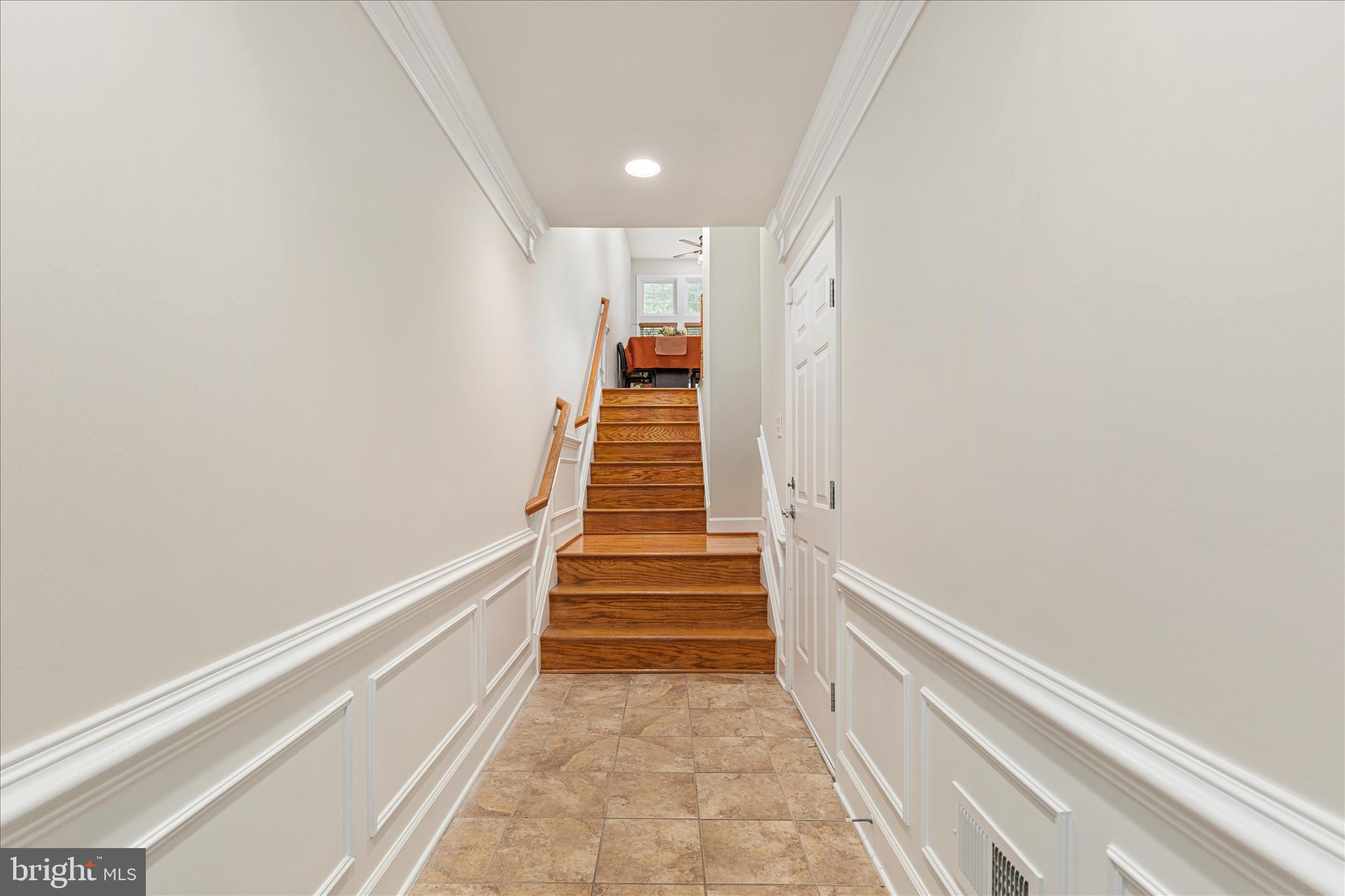POTOMAC CLUB CONDOMINIUMS - Residential