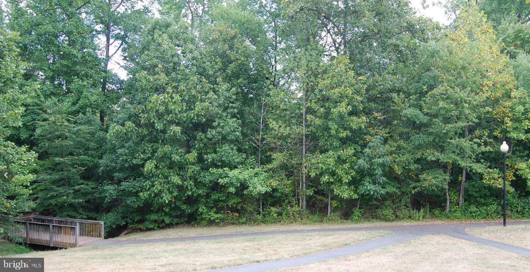 CASCADES PLACE CONDOMINIUM - Residential