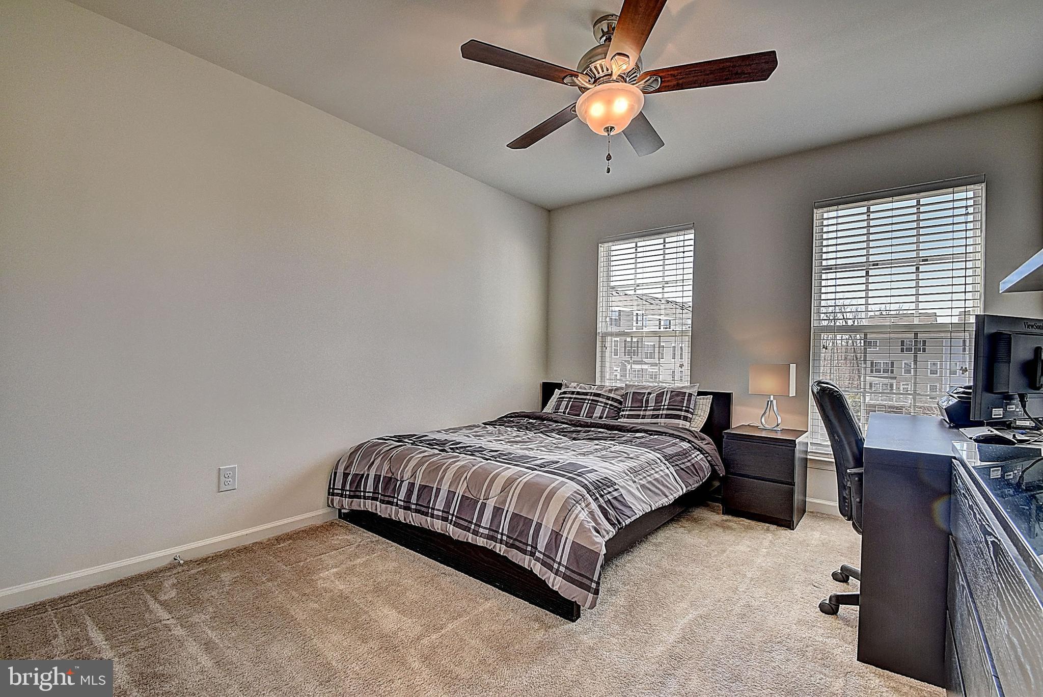 CASCADES PLACE CONDOMINIUM - Residential