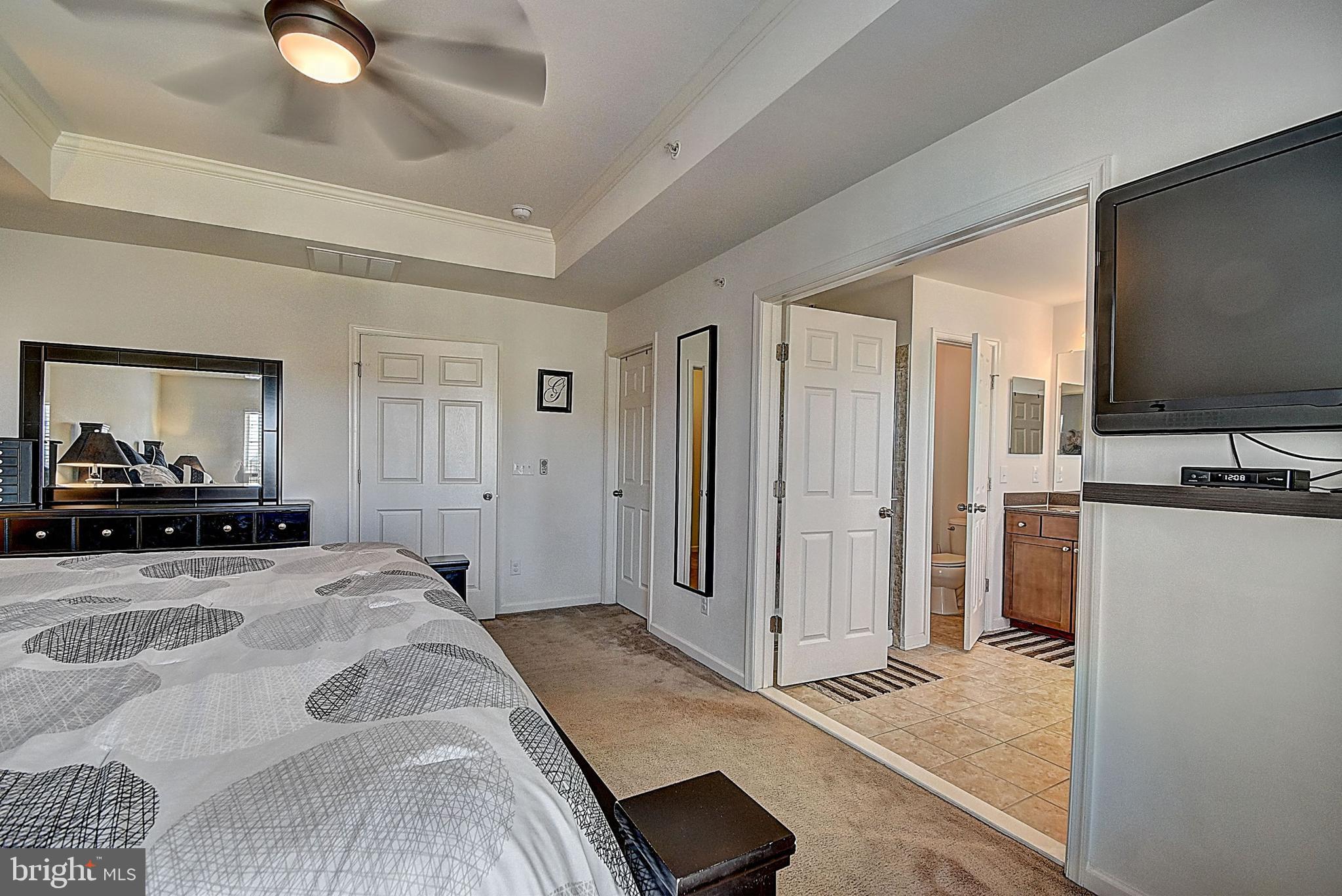 CASCADES PLACE CONDOMINIUM - Residential