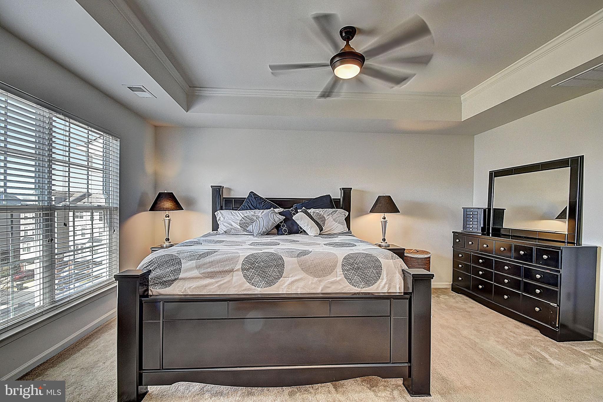 CASCADES PLACE CONDOMINIUM - Residential