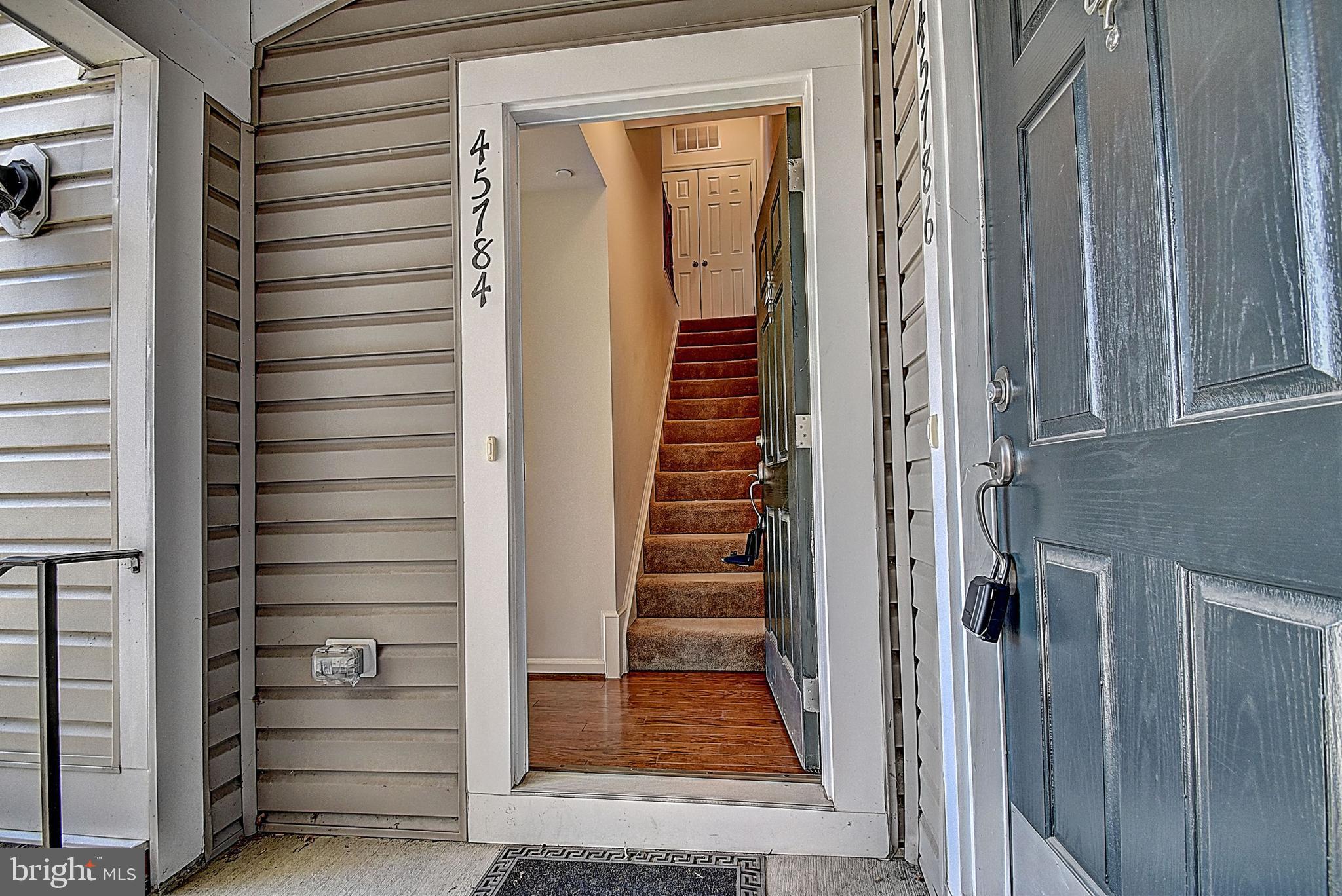 CASCADES PLACE CONDOMINIUM - Residential