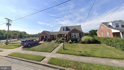 Photo of 1747 E Wallace Street, YORK, PA 17402 (MLS # PAYK2083512)