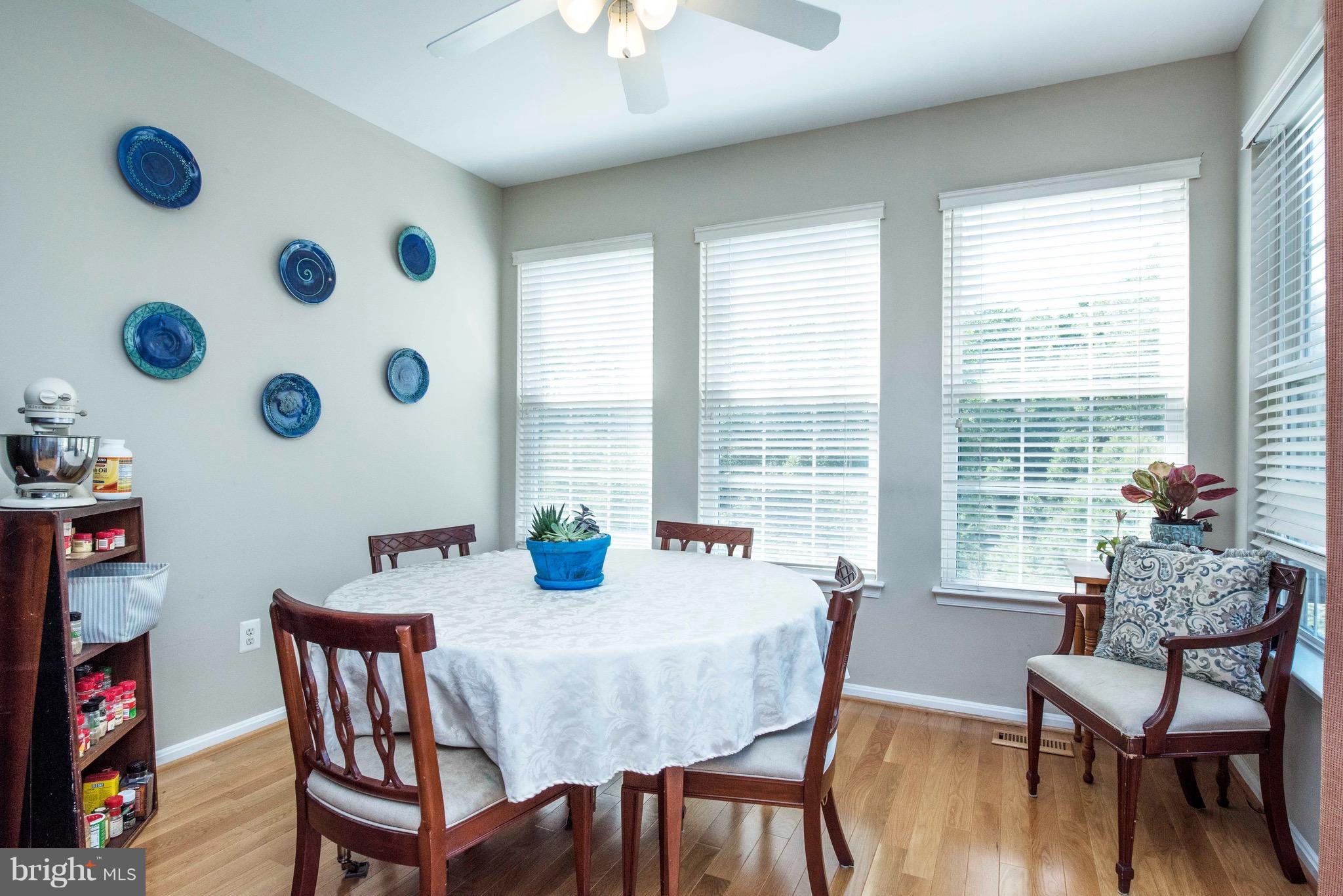 COLLEGE PARKWAY PLACE - Residential