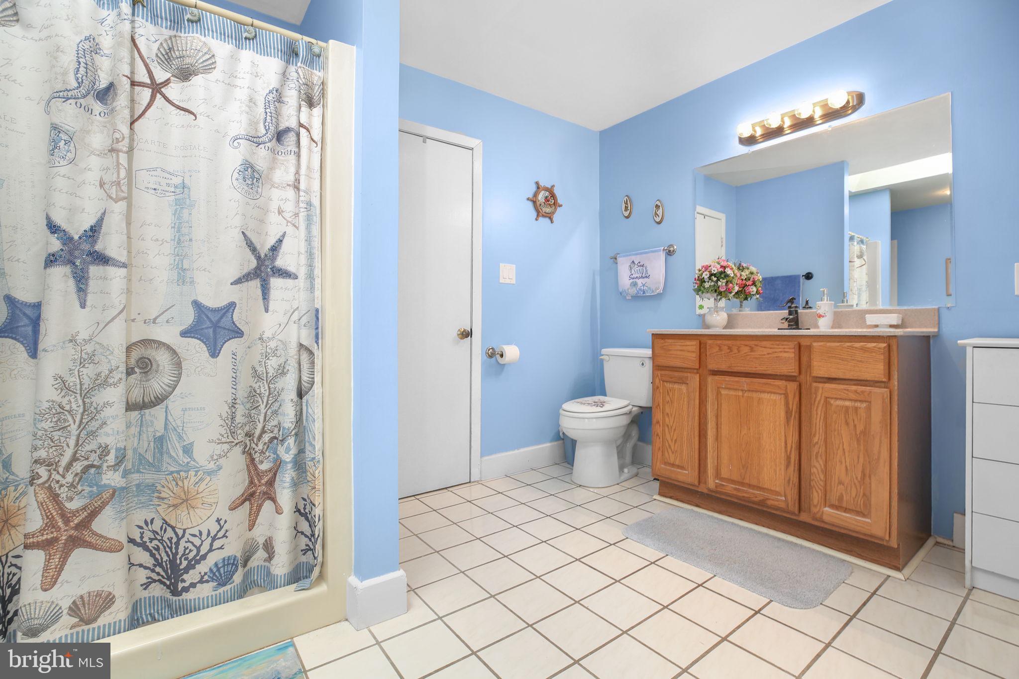 LAKE CAROLINE - Residential