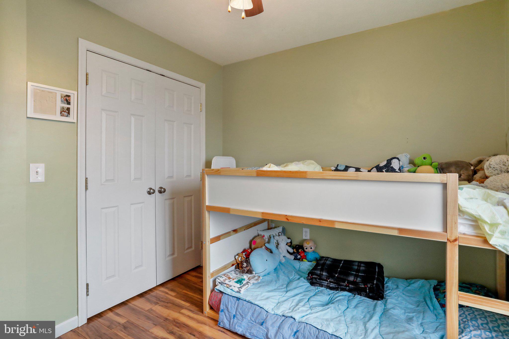 "INGLESIDE" - Residential