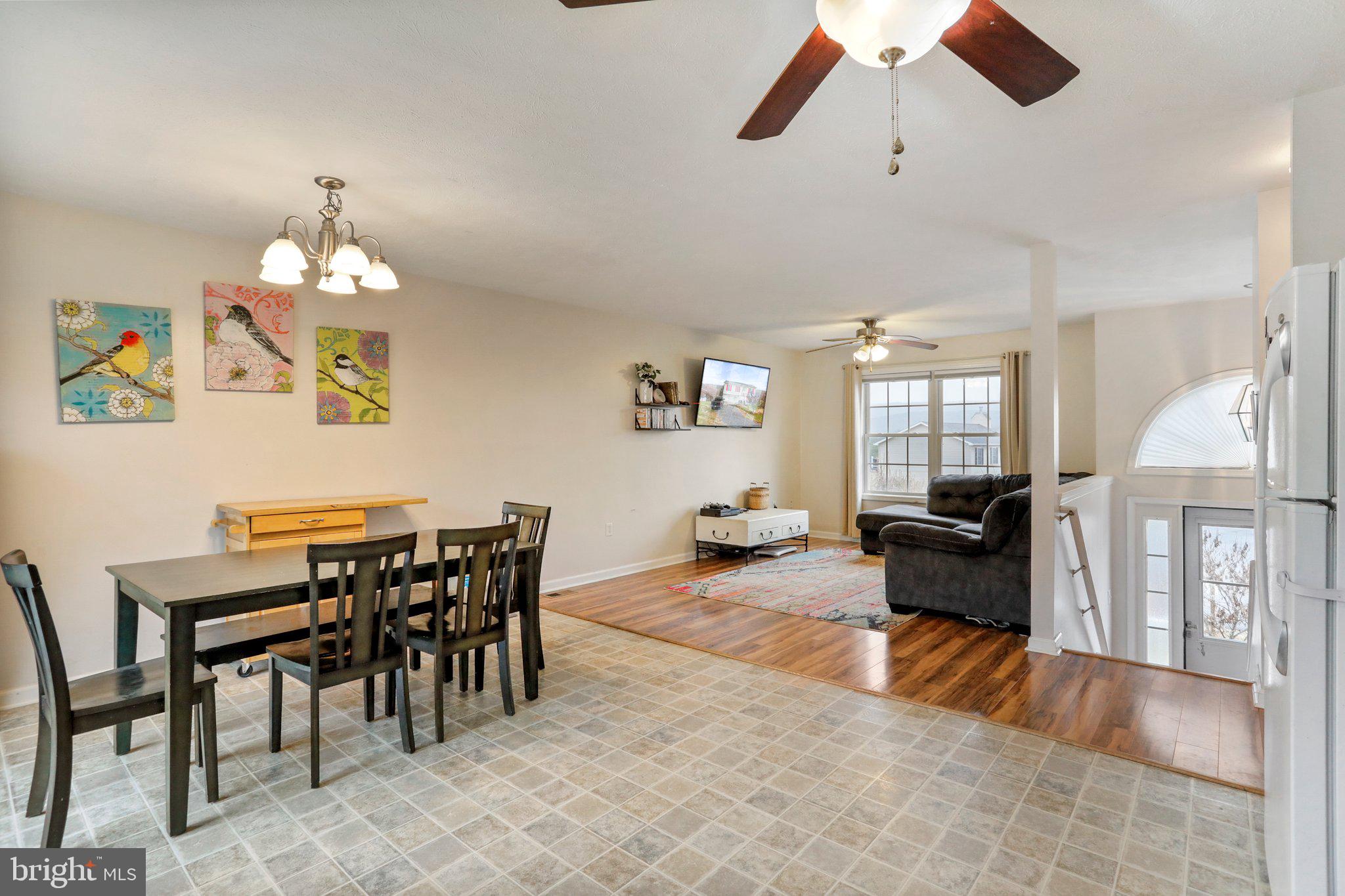 "INGLESIDE" - Residential