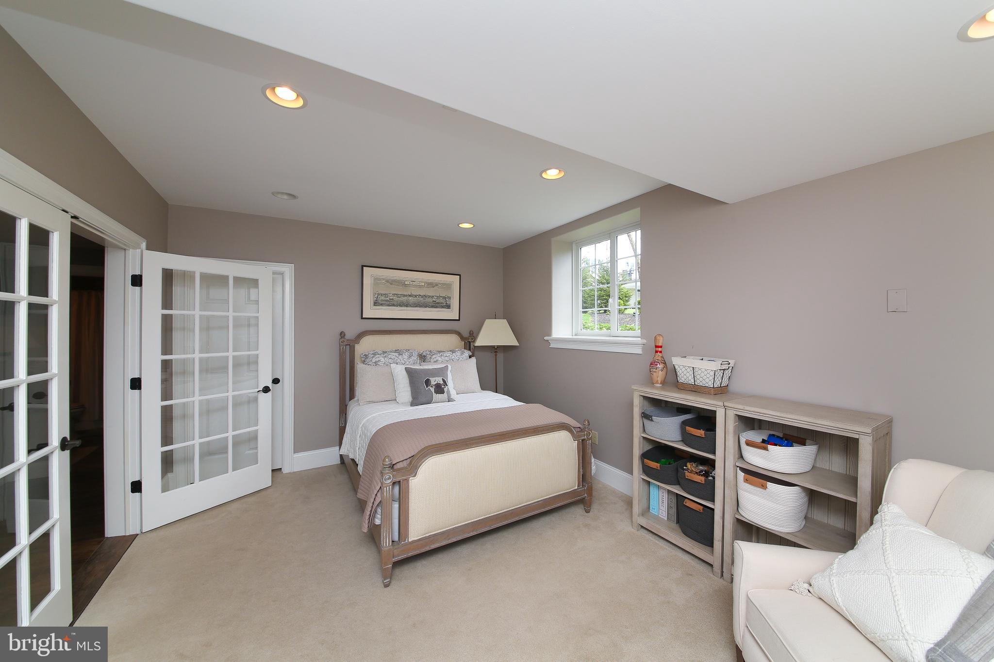 ESTATES AT HILLTOWN - Residential