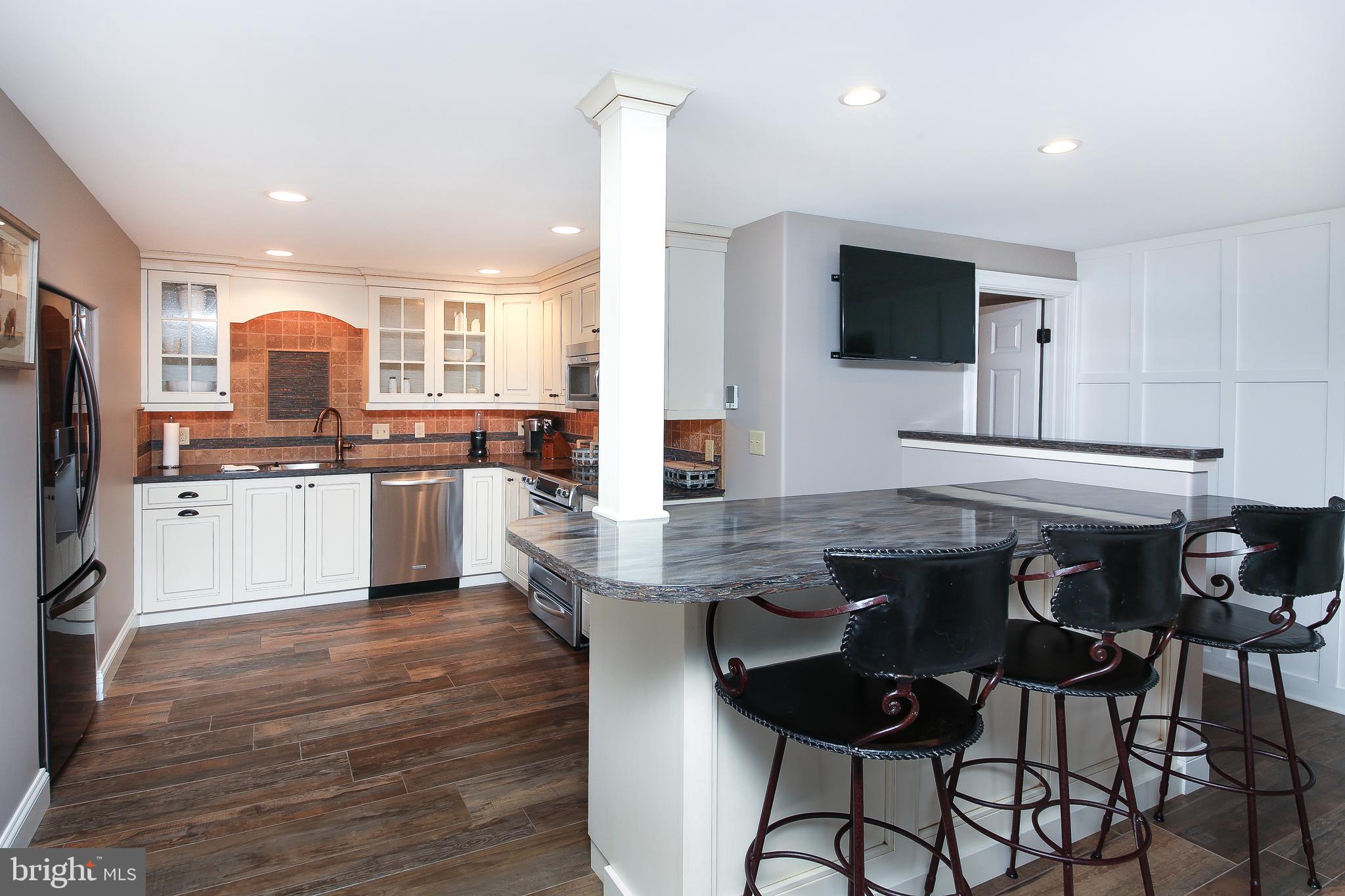 ESTATES AT HILLTOWN - Residential