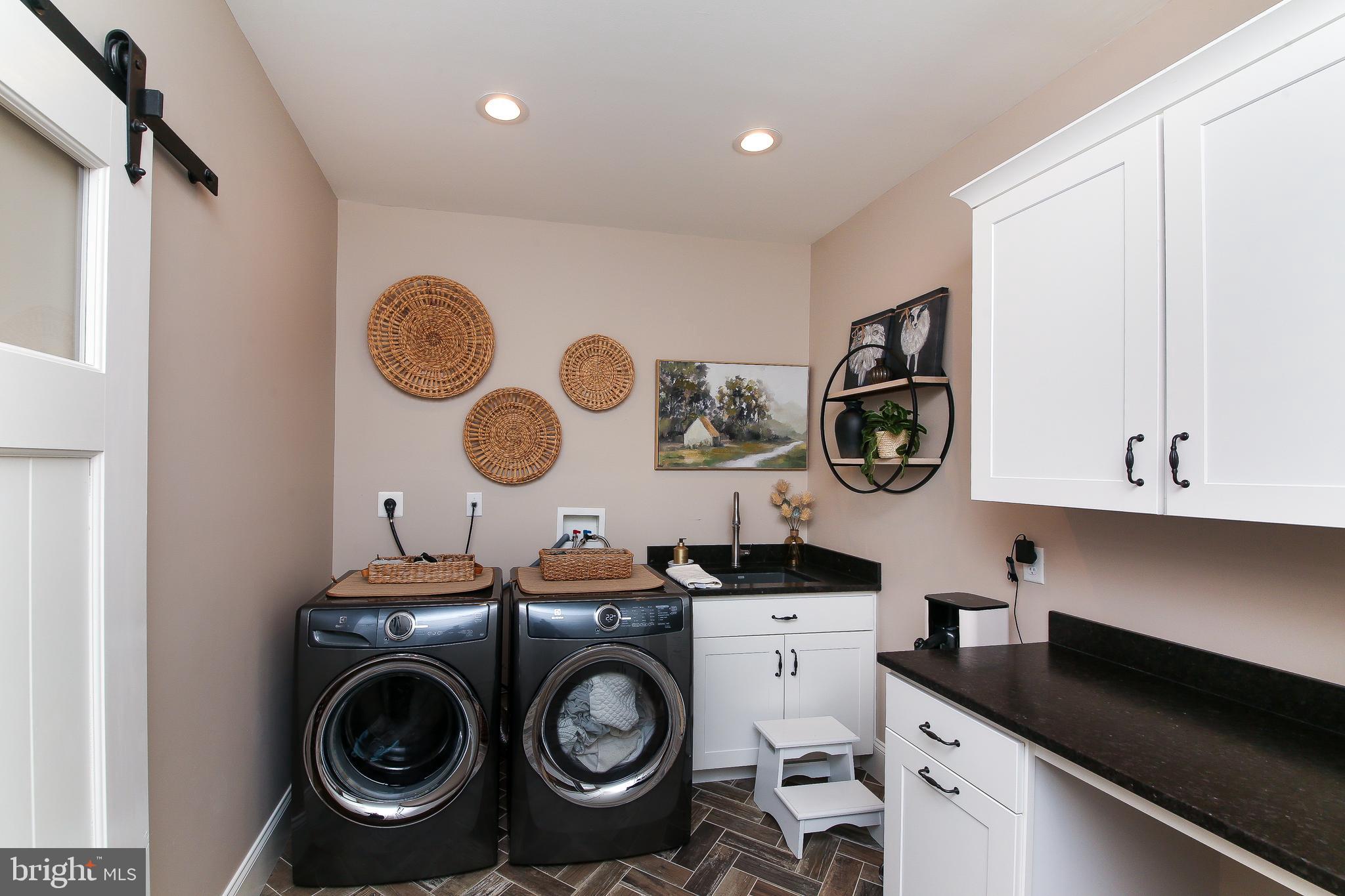 ESTATES AT HILLTOWN - Residential