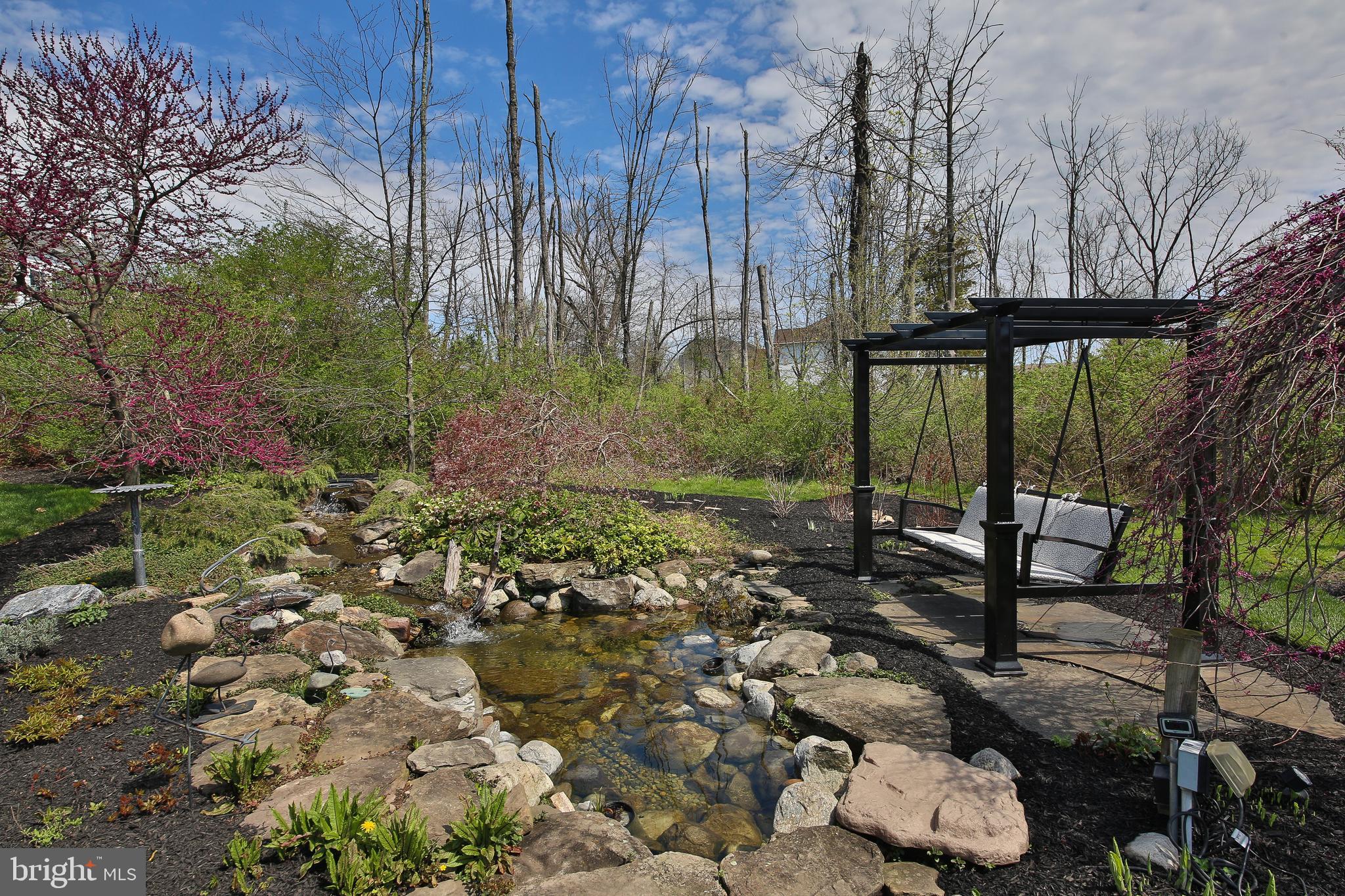 ESTATES AT HILLTOWN - Residential