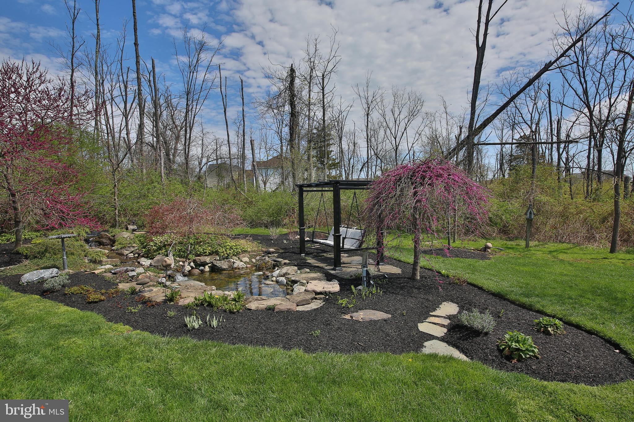 ESTATES AT HILLTOWN - Residential