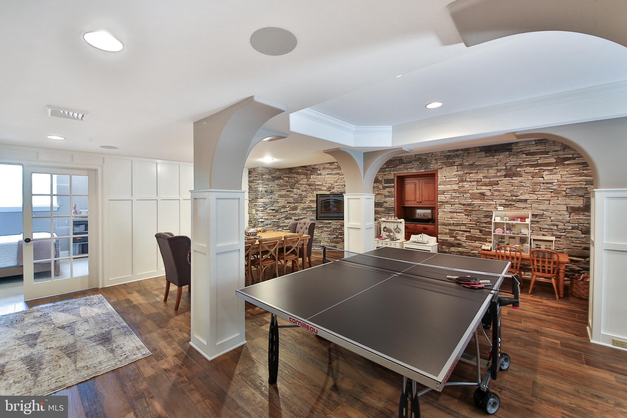 ESTATES AT HILLTOWN - Residential