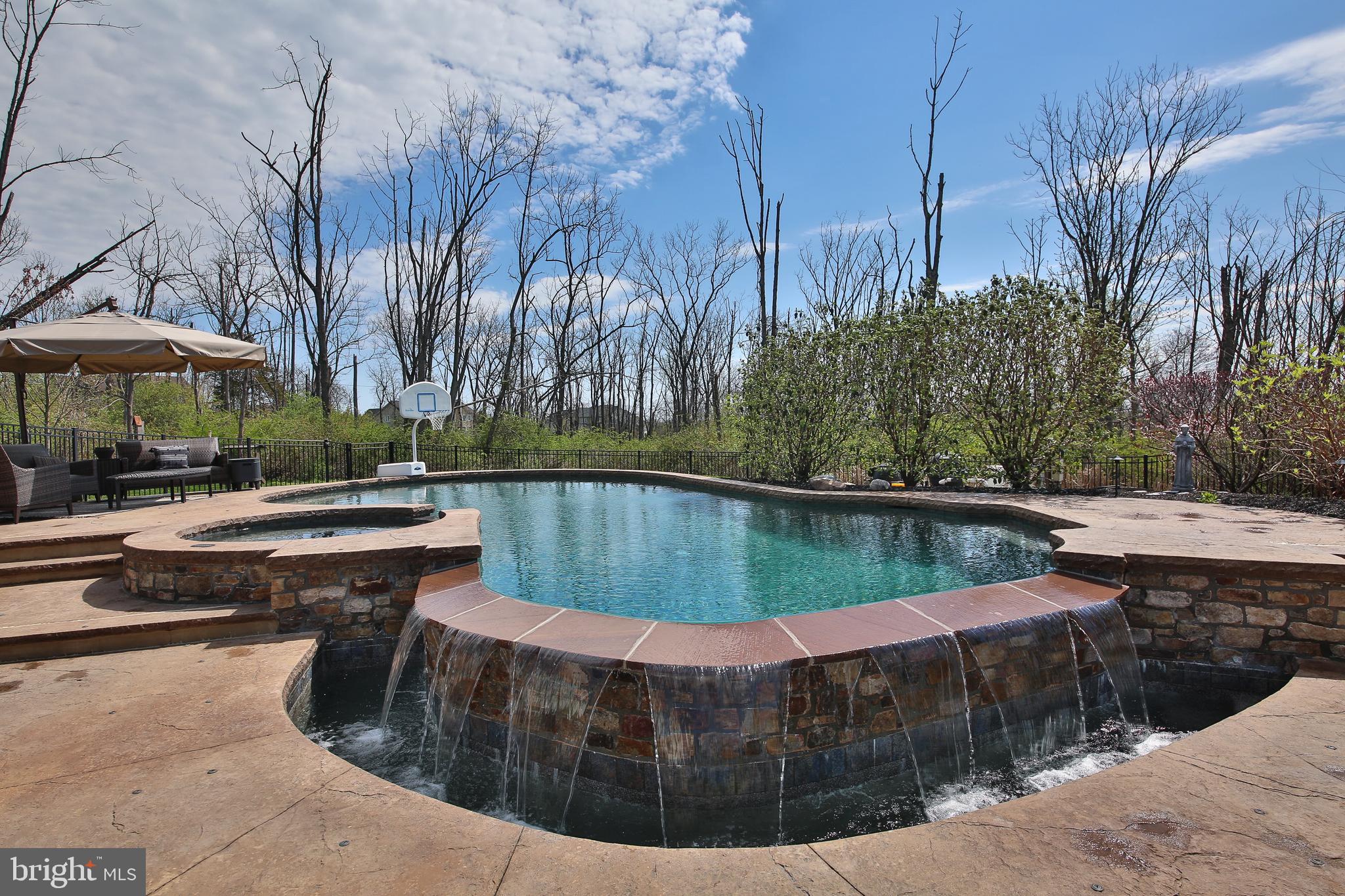 ESTATES AT HILLTOWN - Residential