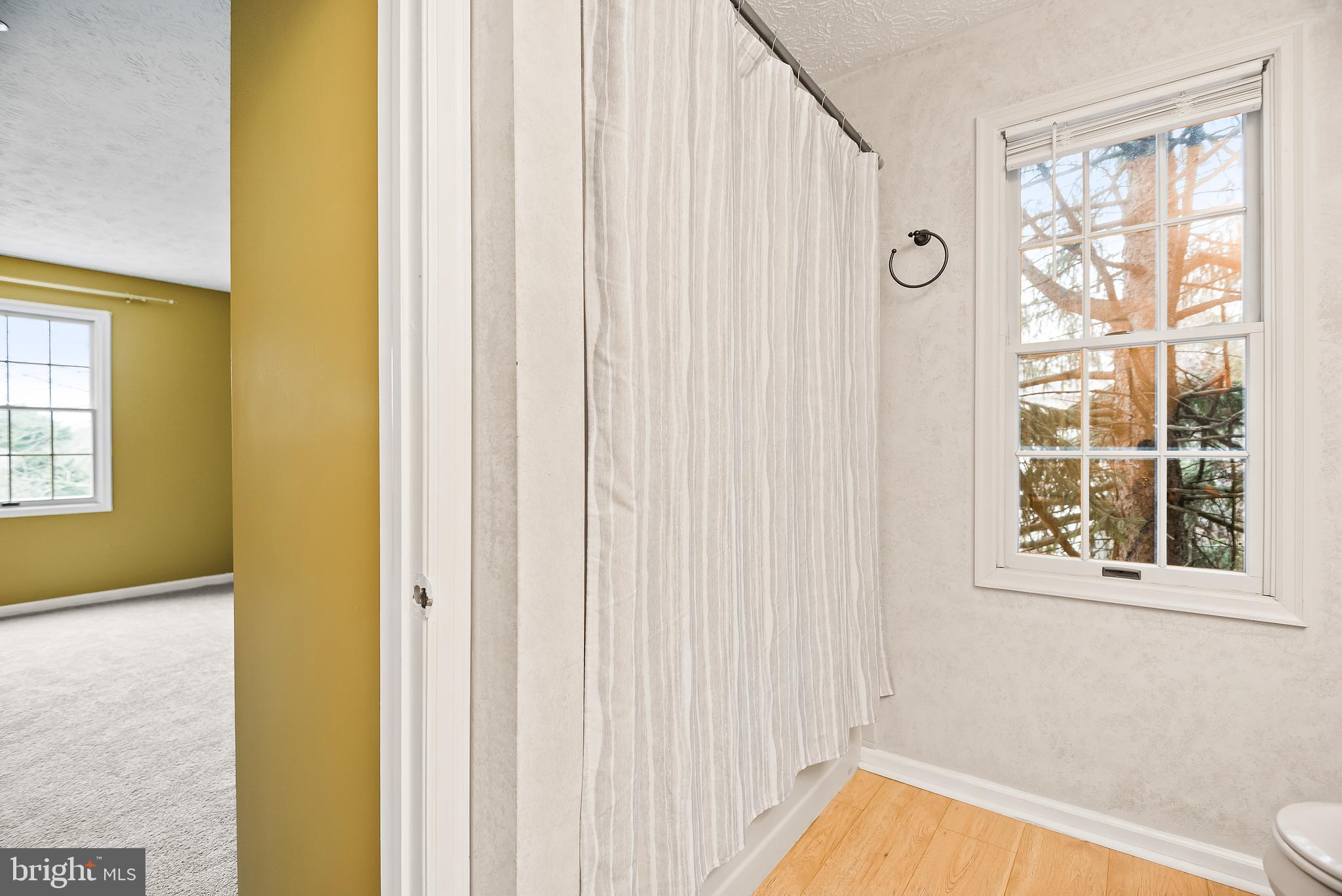 WATERS EDGE AT NORTH LAKE - Residential