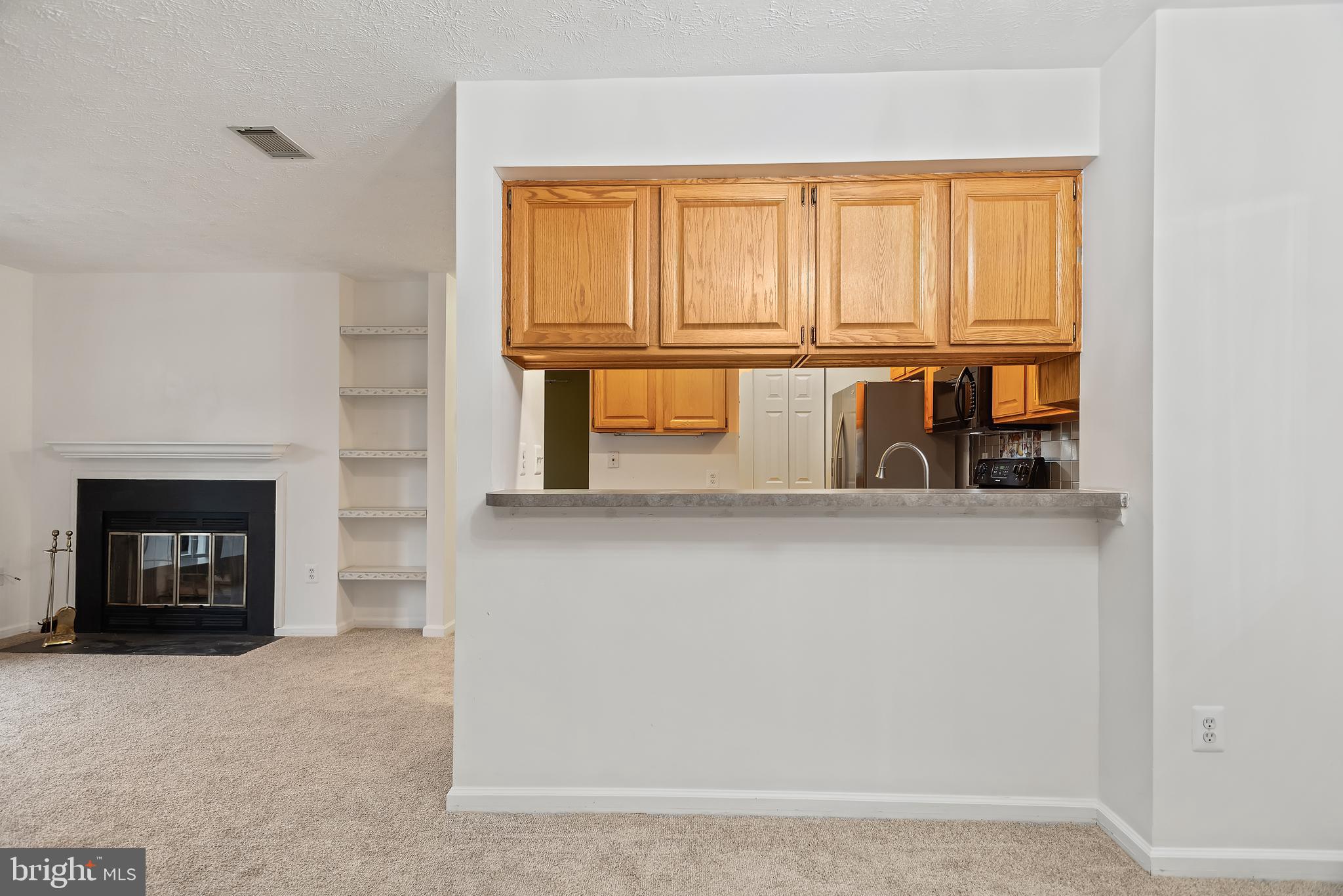 WATERS EDGE AT NORTH LAKE - Residential