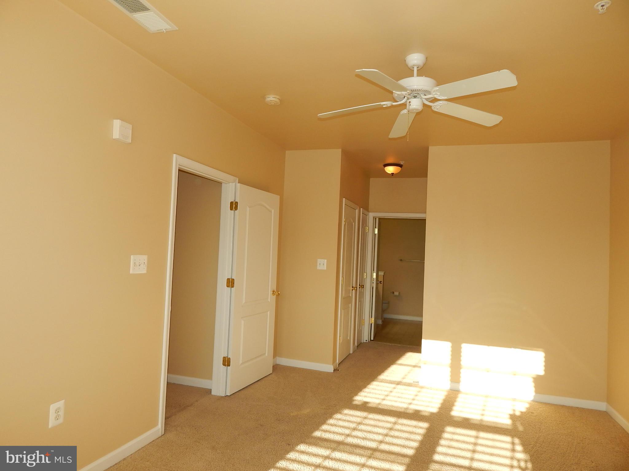 THE RESERVE CONDOMINIUMS - Residential Lease