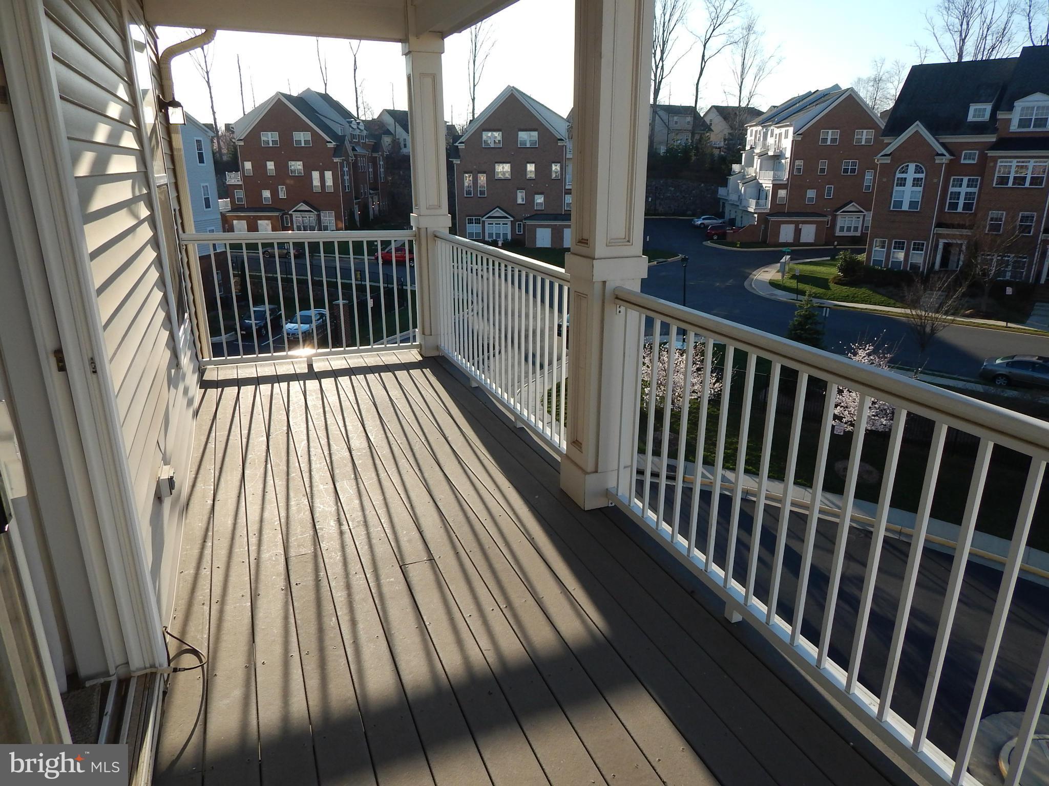 THE RESERVE CONDOMINIUMS - Residential Lease