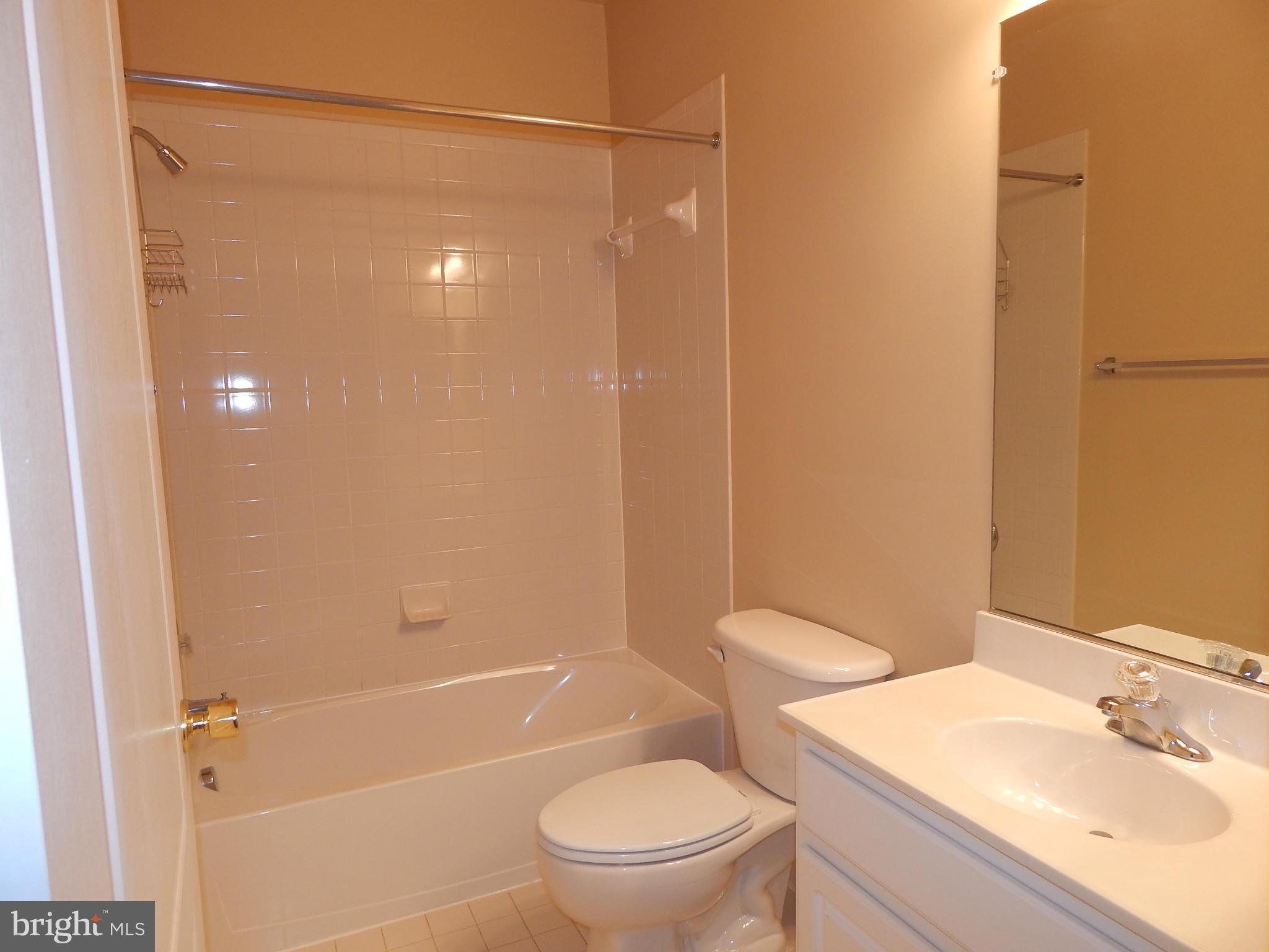 THE RESERVE CONDOMINIUMS - Residential Lease