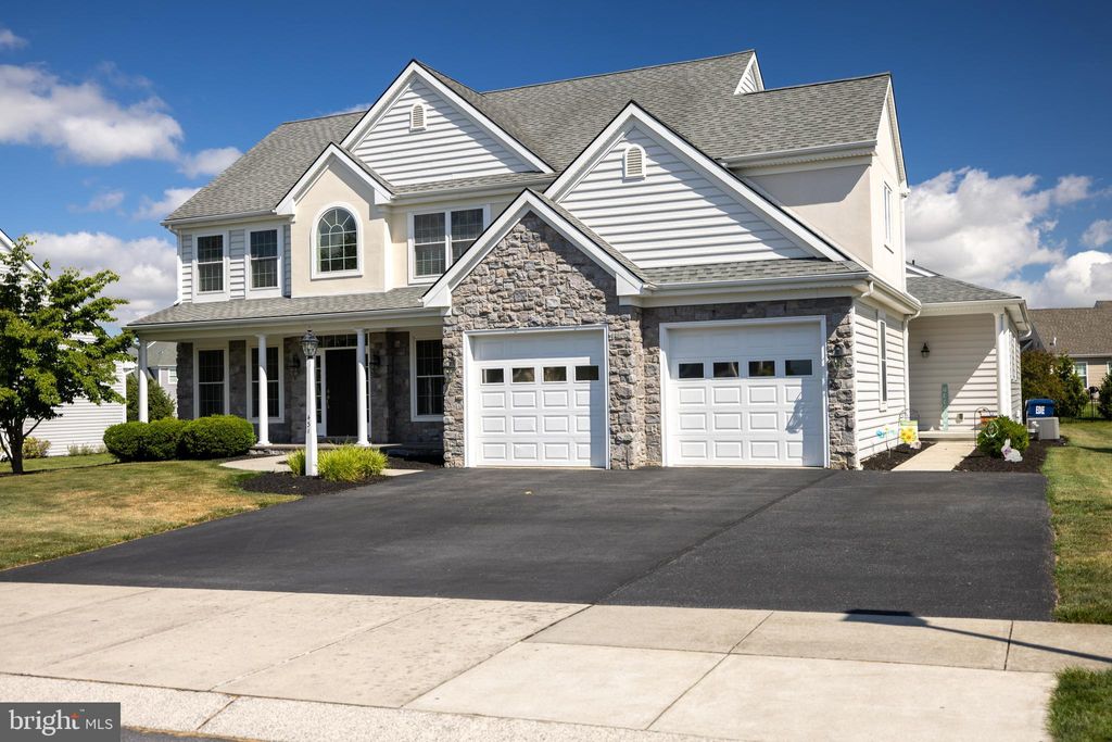 Photo of 431 Greenhedge Drive, Lancaster, PA 17603 (MLS # PALA2053274)