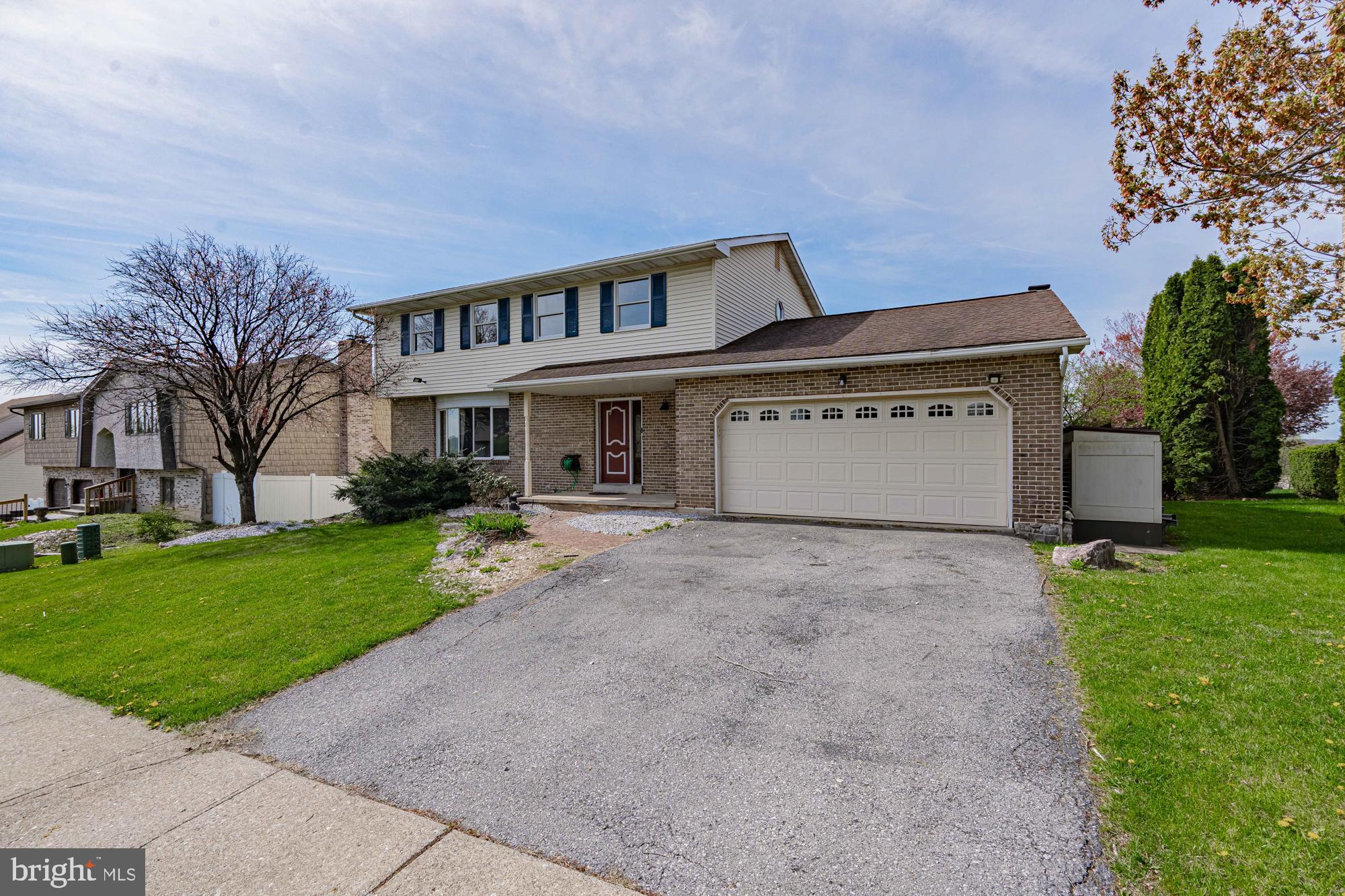 4452 AMMON WAY
