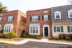 KENWOOD FOREST - Residential Lease