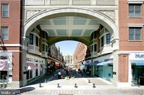 KENWOOD FOREST - Residential Lease