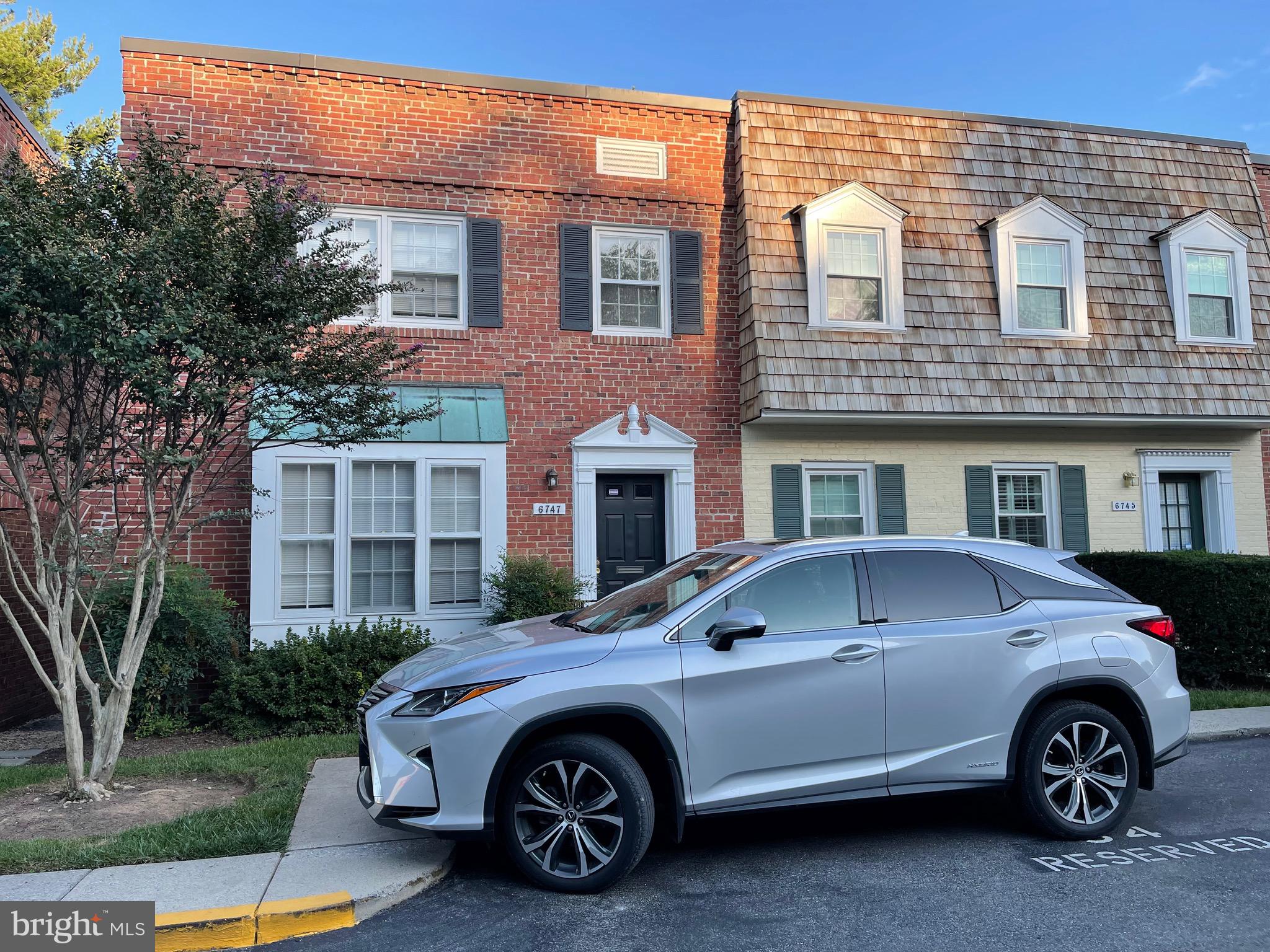 KENWOOD FOREST - Residential Lease