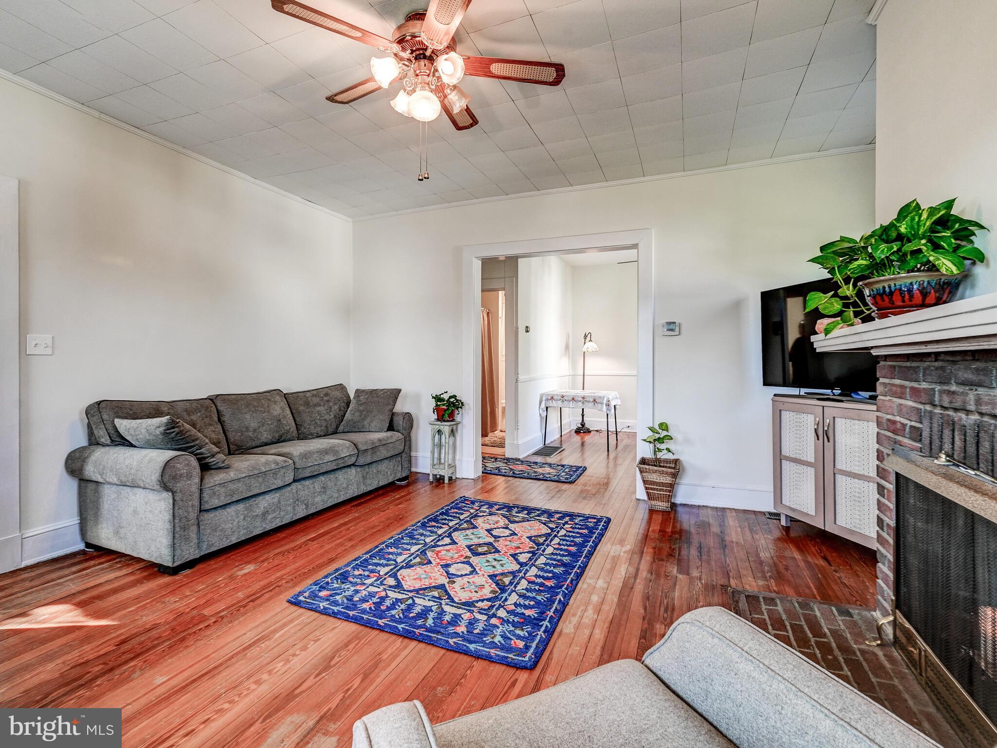 MEDFIELD - Residential