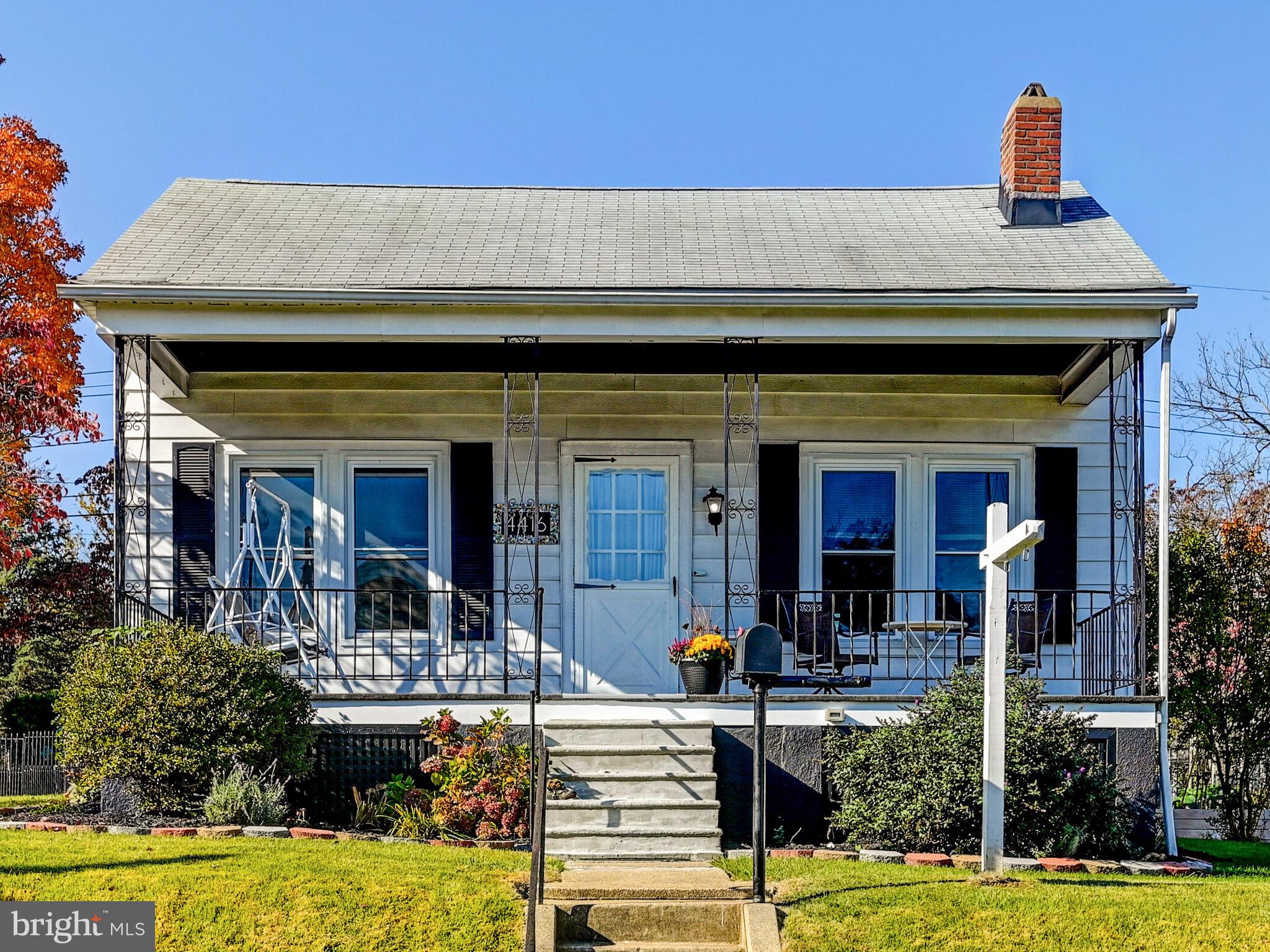 MEDFIELD - Residential