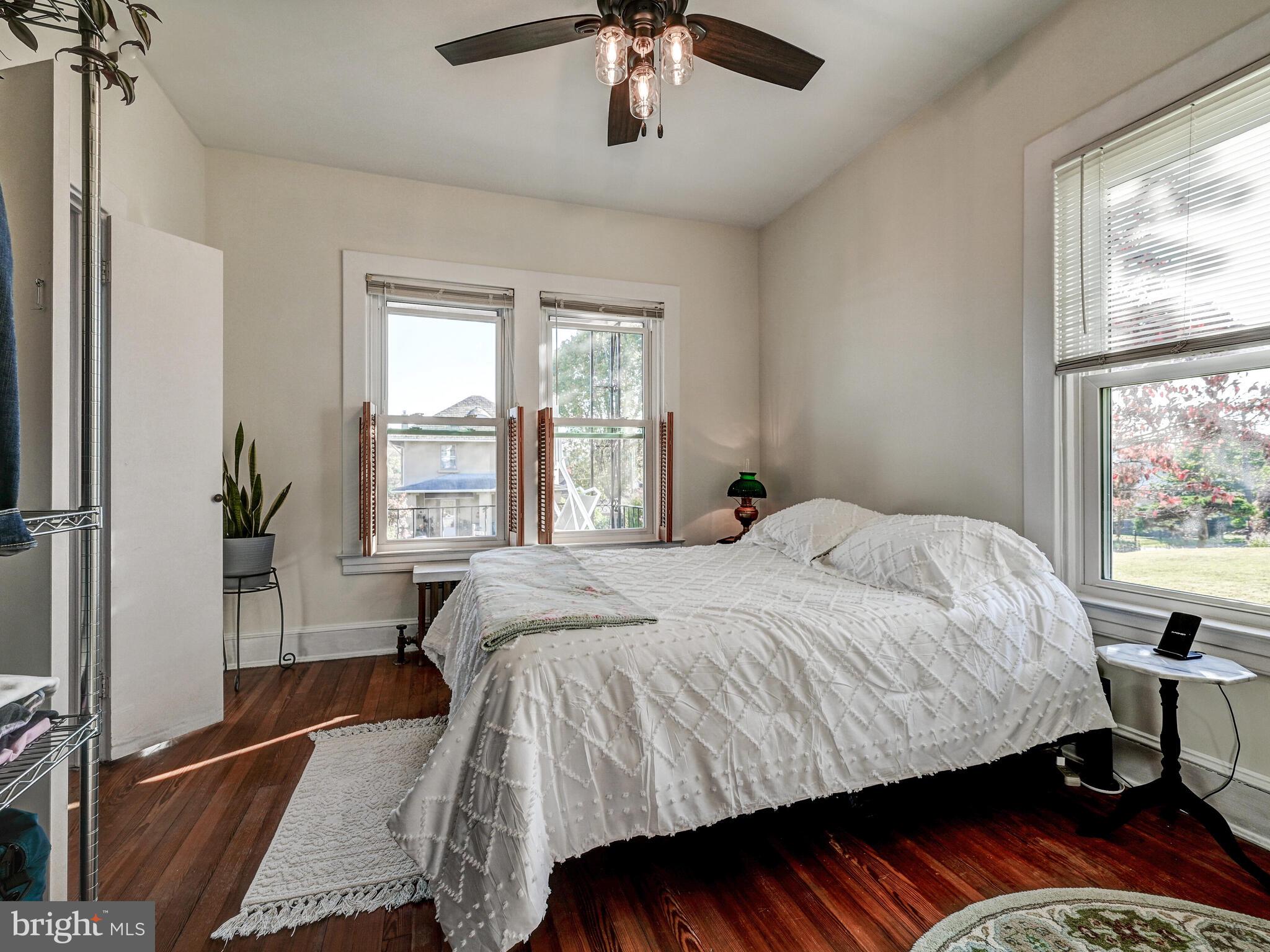 MEDFIELD - Residential