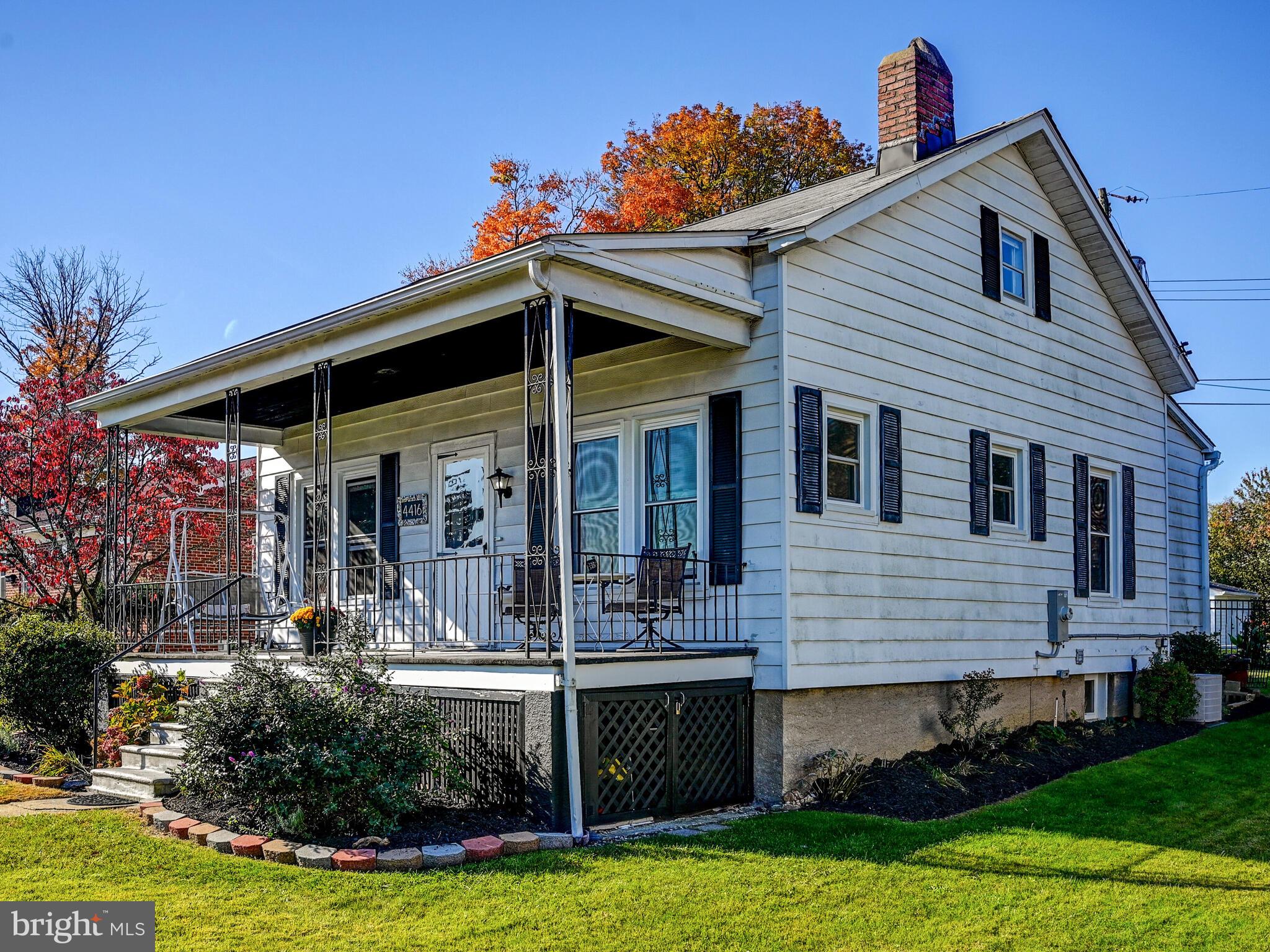 MEDFIELD - Residential