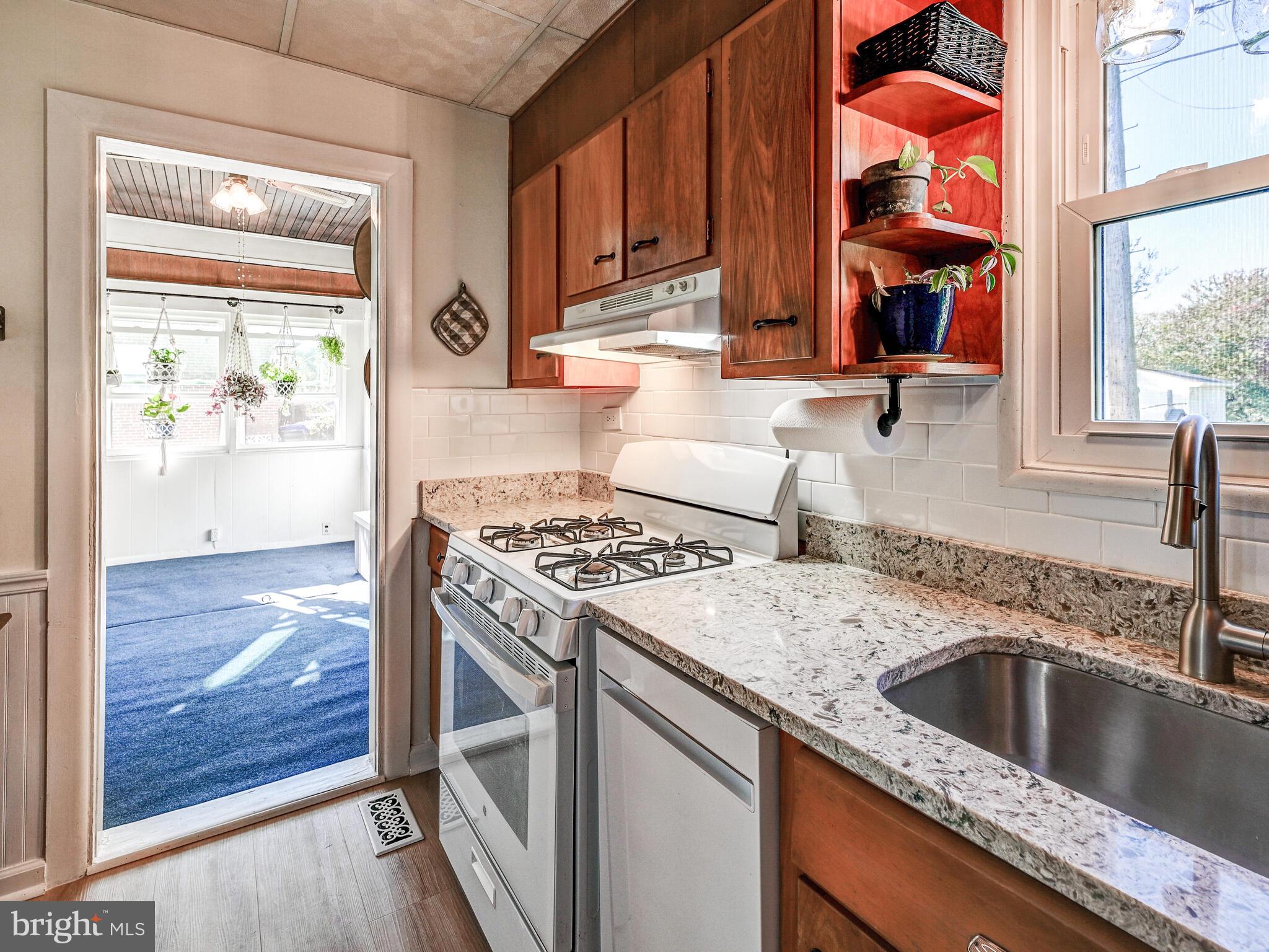 MEDFIELD - Residential