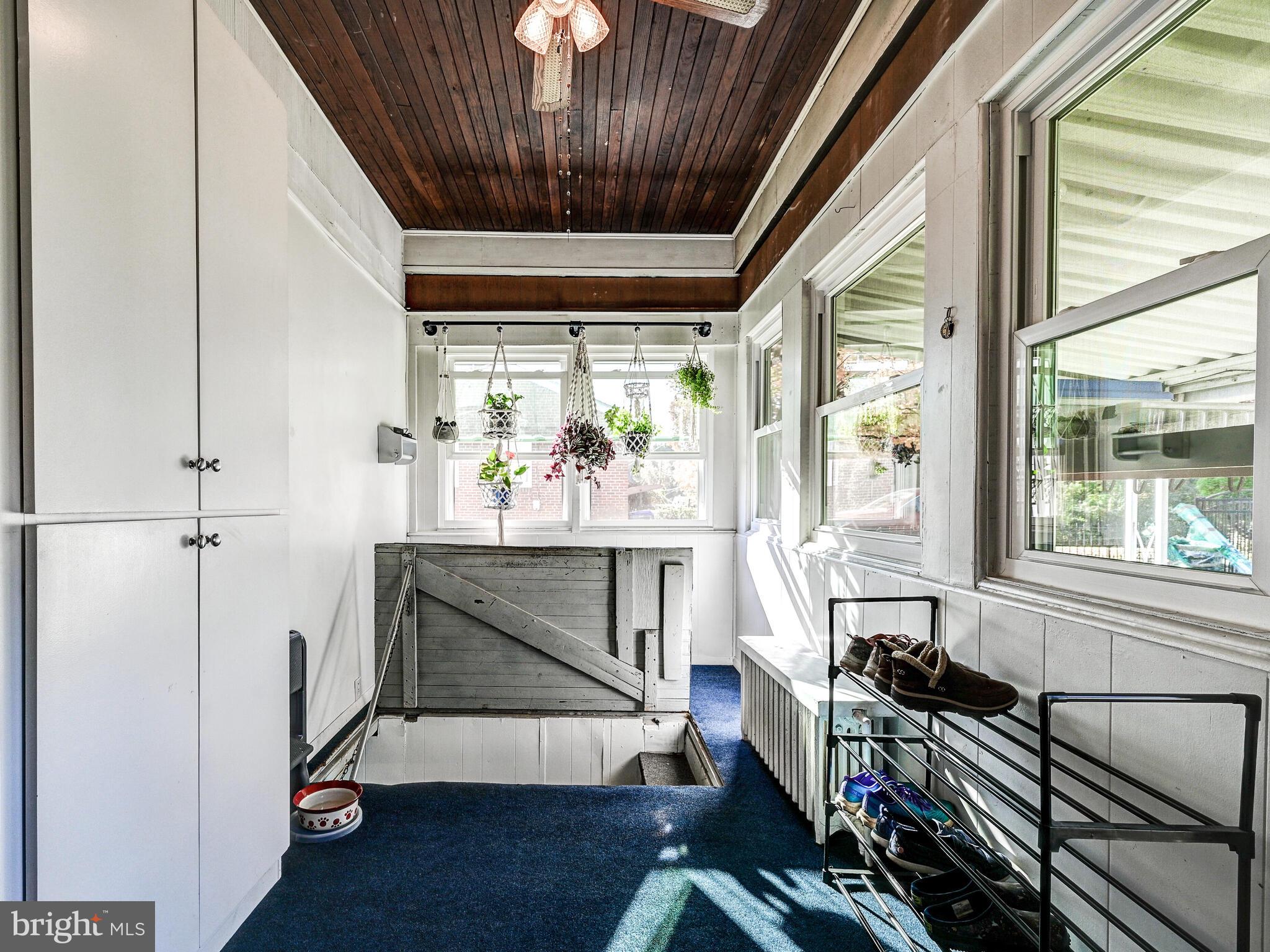 MEDFIELD - Residential