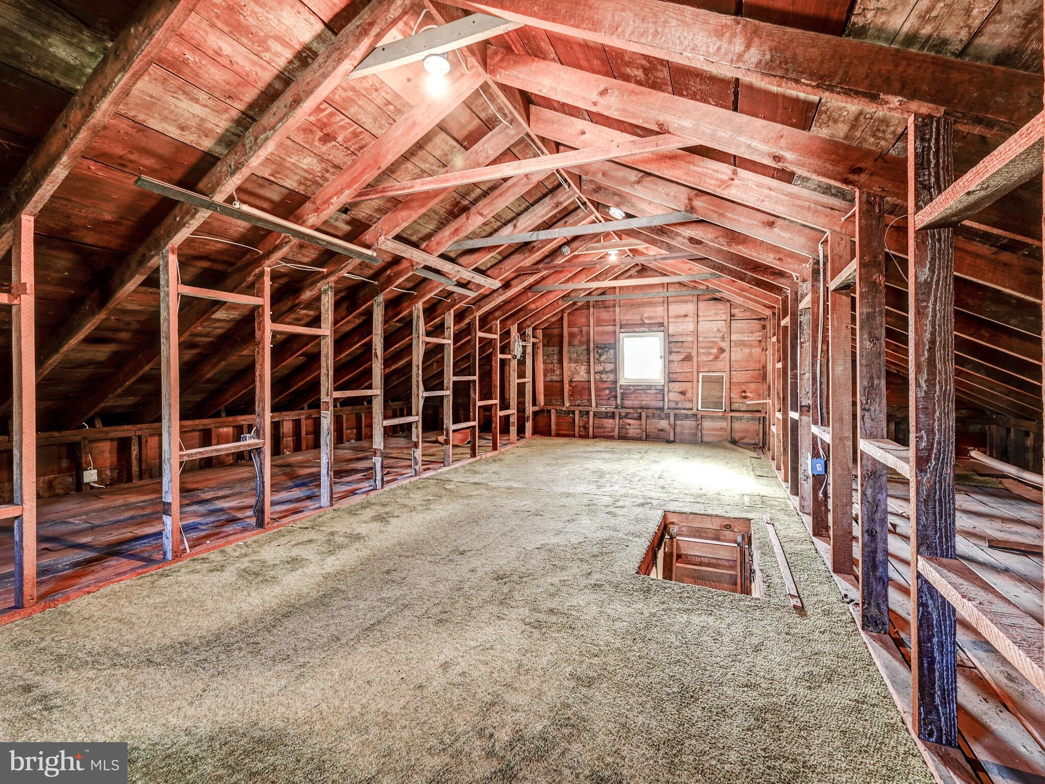 MEDFIELD - Residential