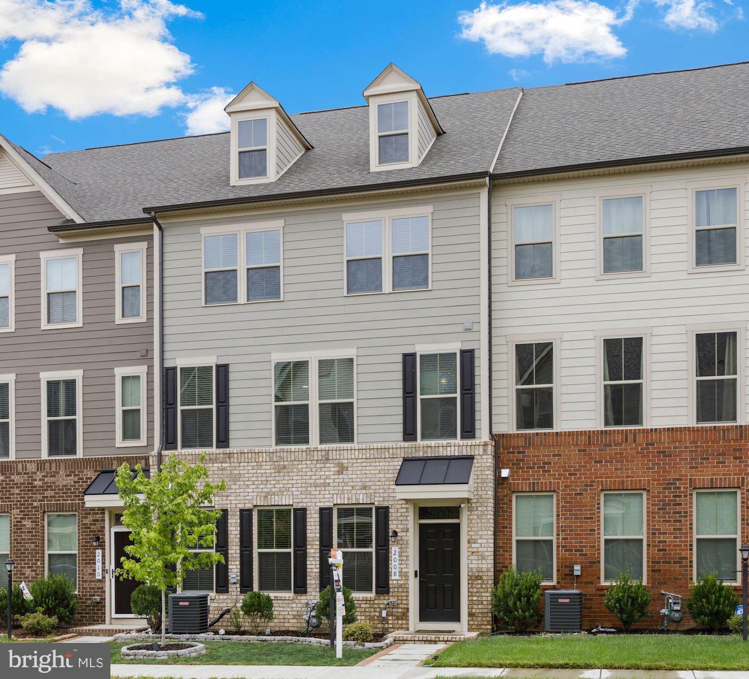 POTOMAC SHORES - Residential