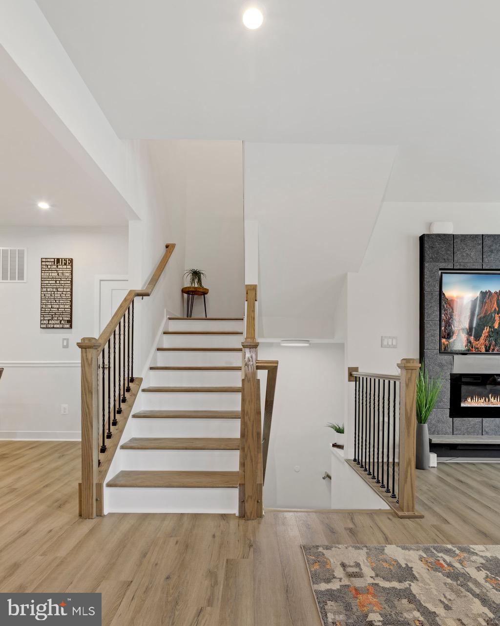 POTOMAC SHORES - Residential